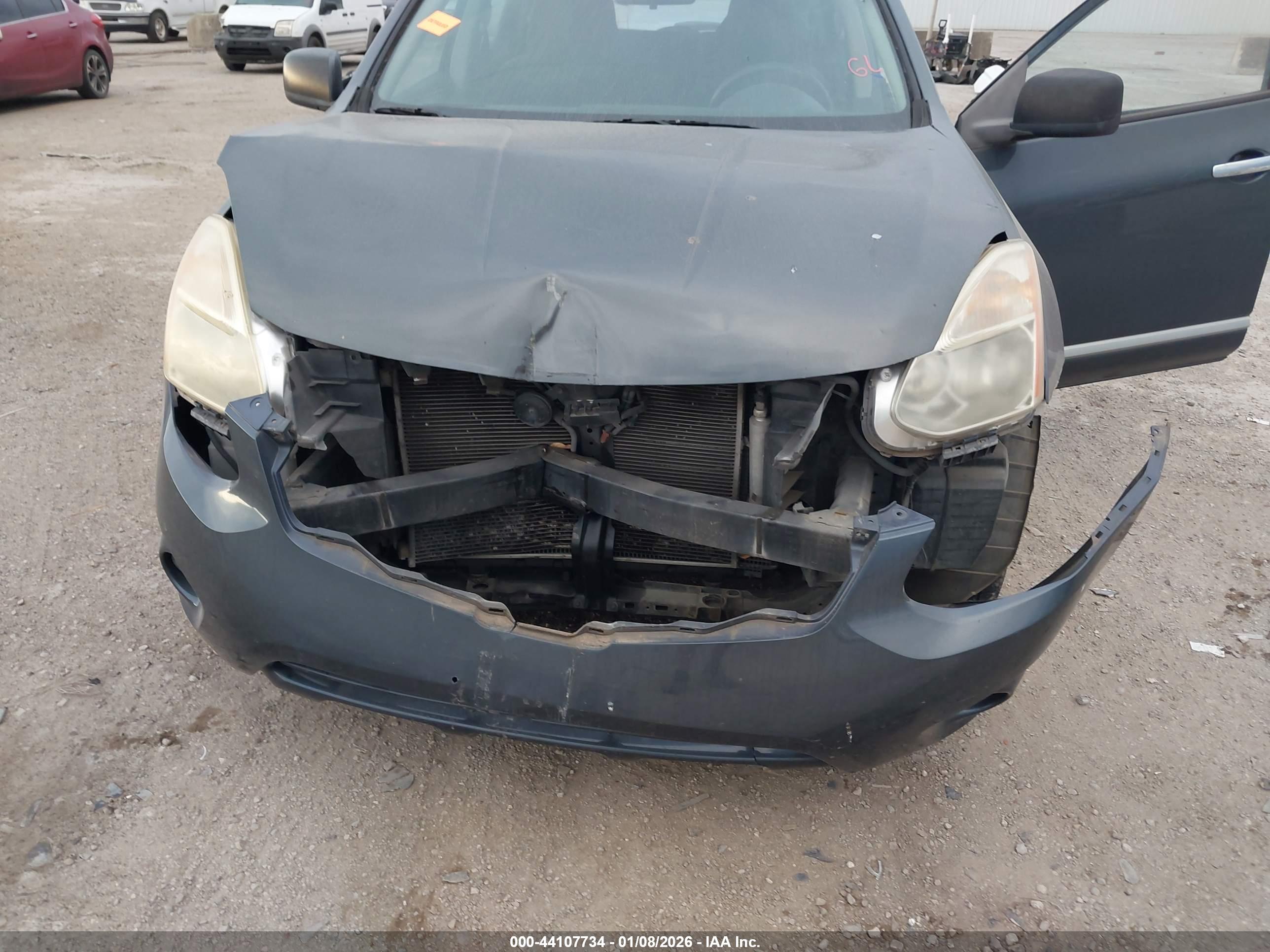 NISSAN ROGUE image 6