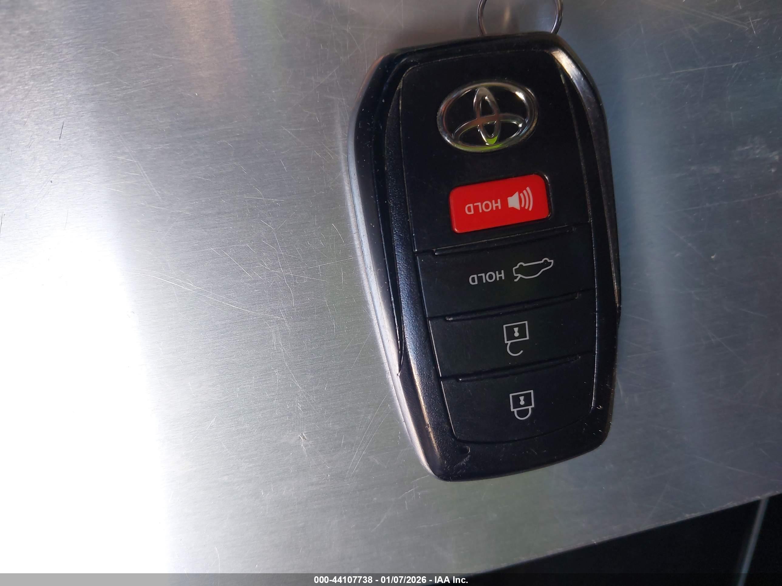 TOYOTA COROLLA image 11