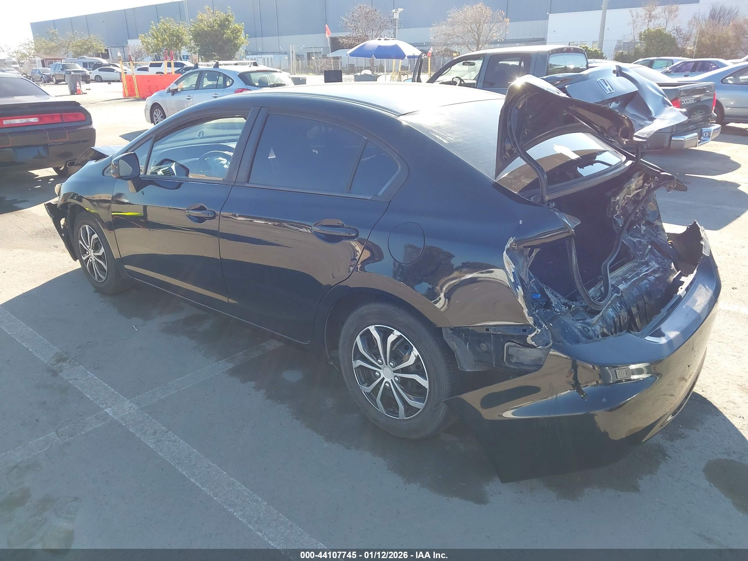 HONDA CIVIC image 3