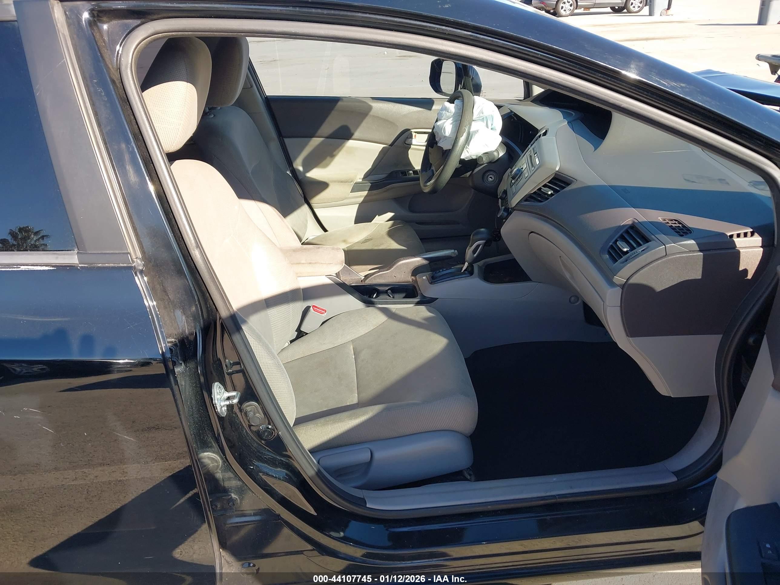 HONDA CIVIC image 5