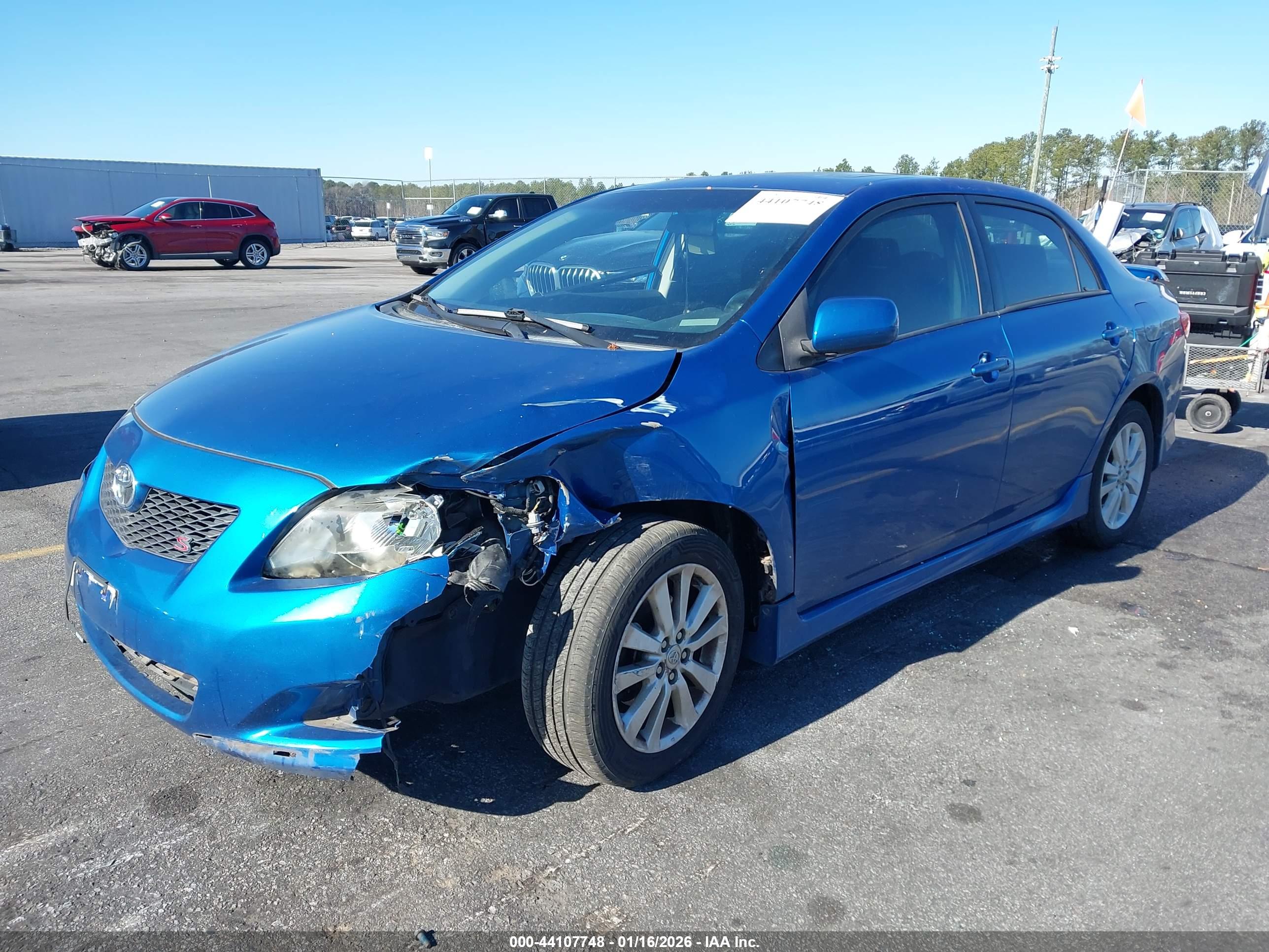 TOYOTA COROLLA image 2