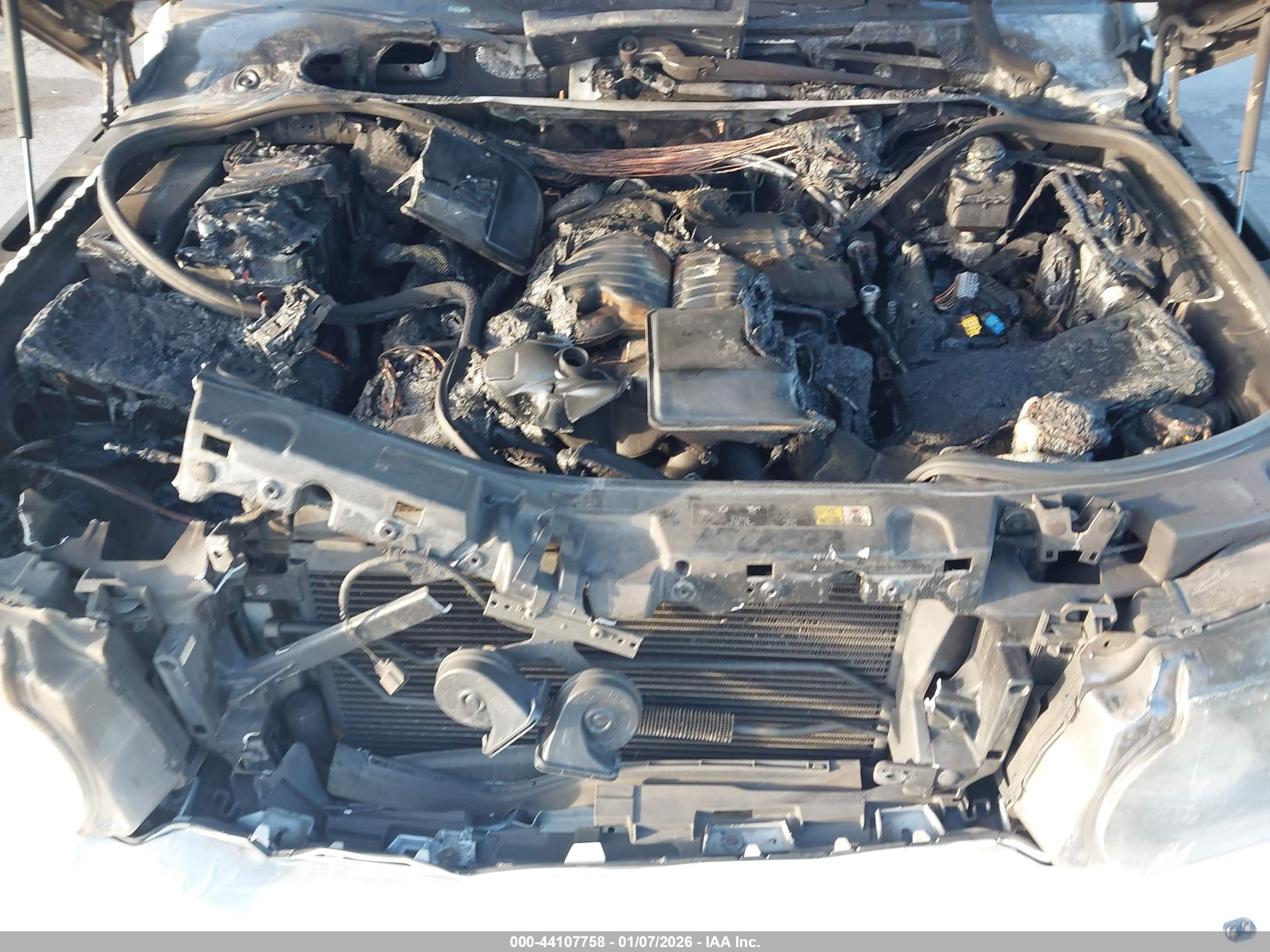 LAND ROVER image 10