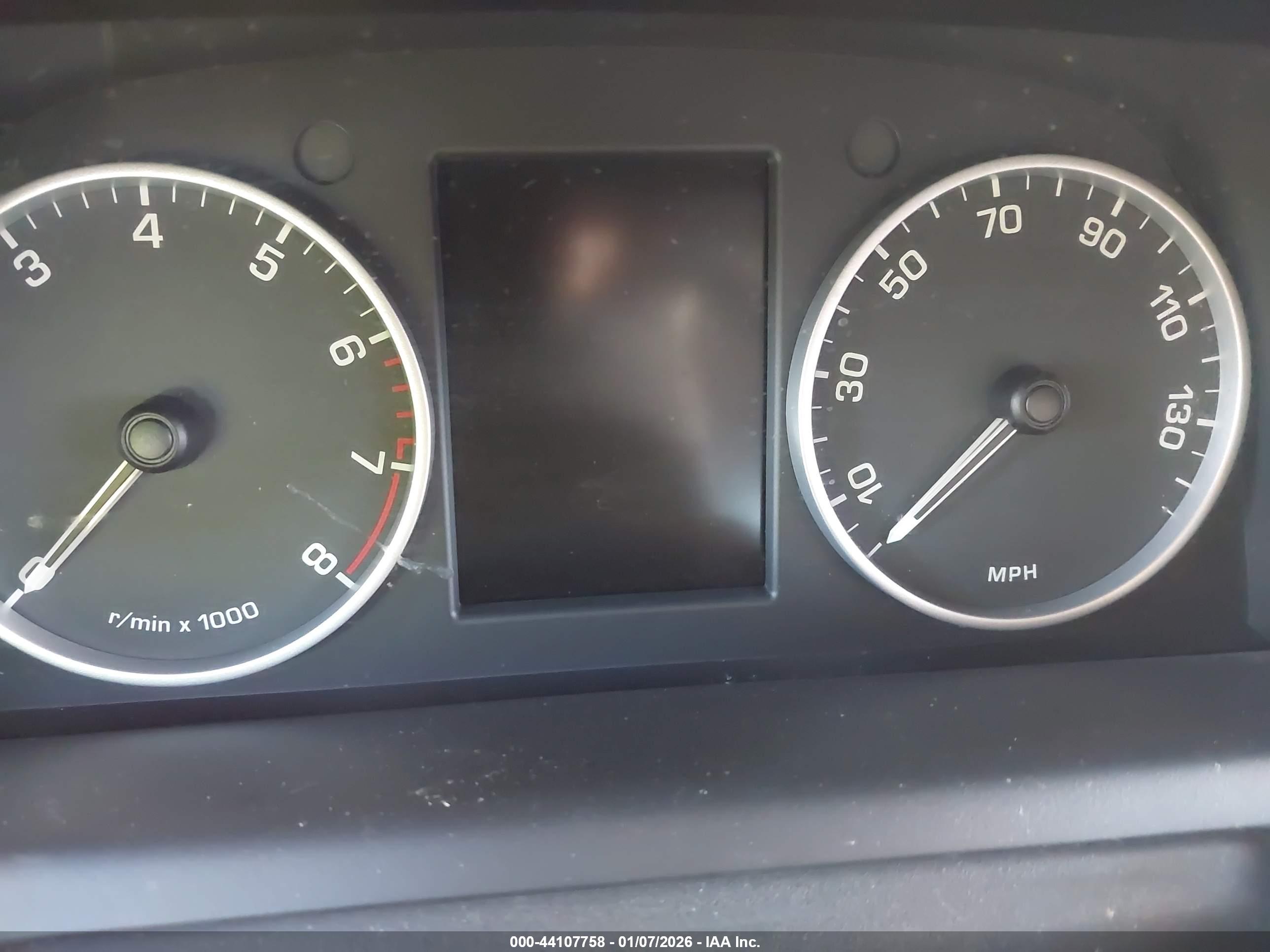 LAND ROVER image 7