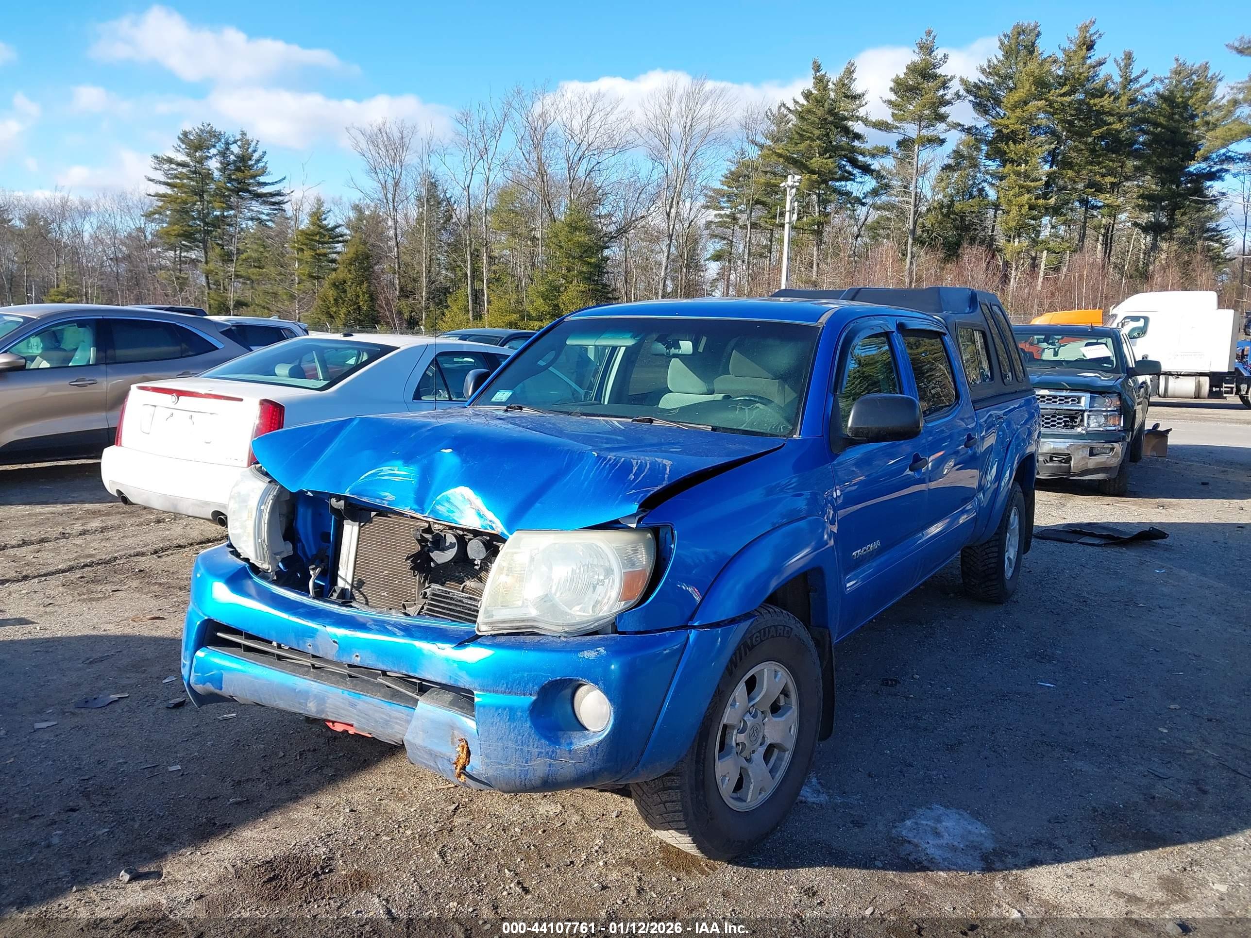 TOYOTA TACOMA image 2