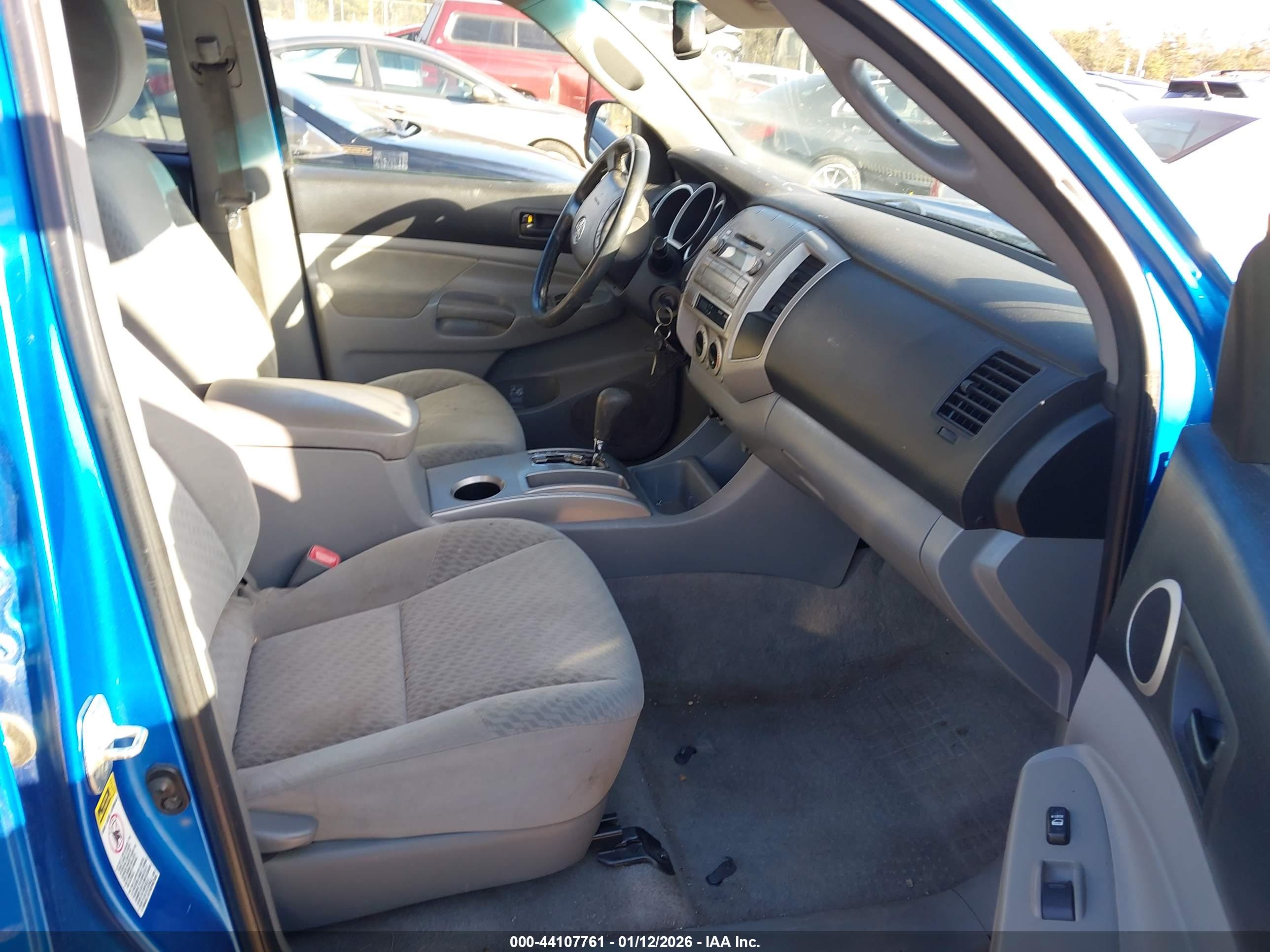 TOYOTA TACOMA image 5