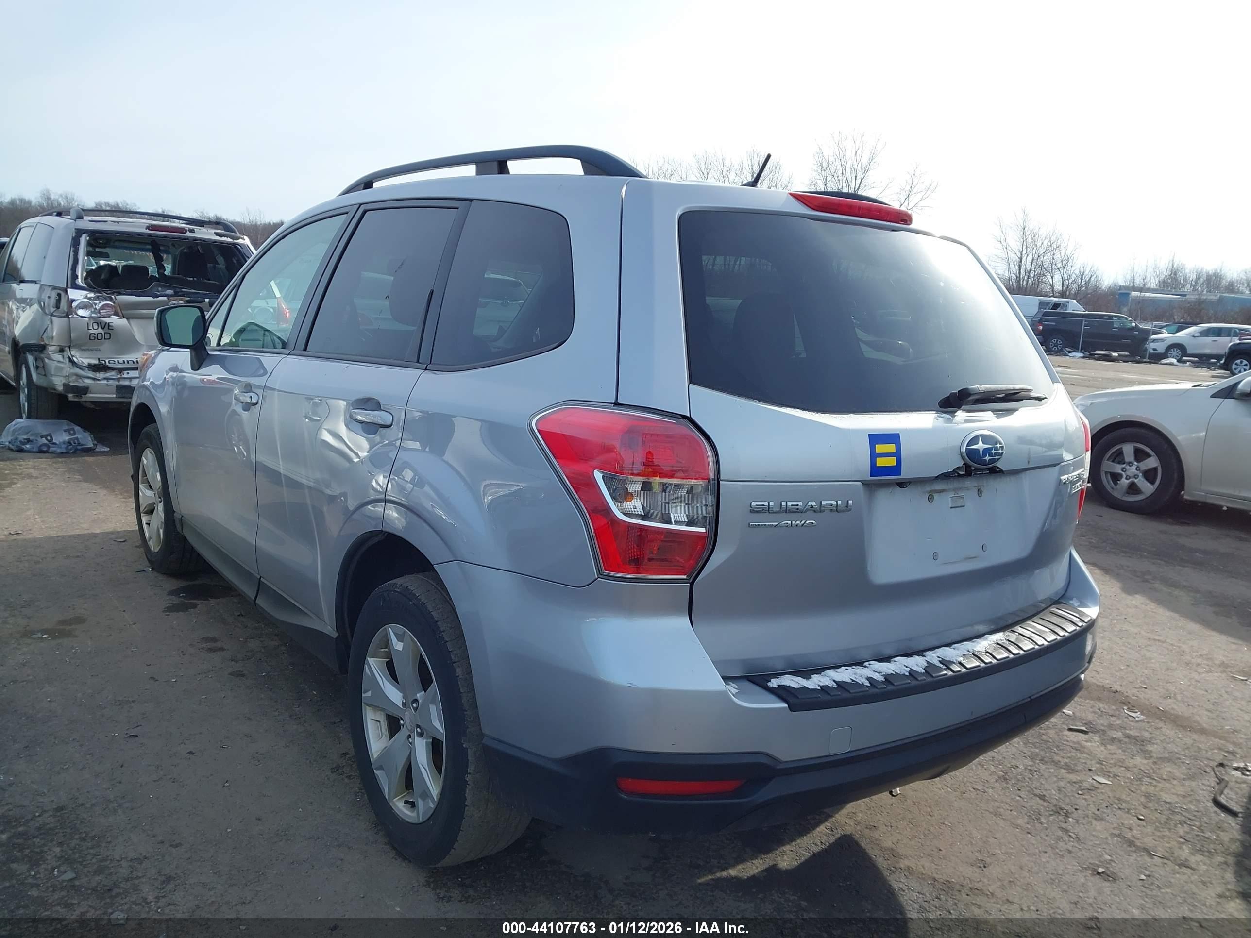 SUBARU FORESTER image 3