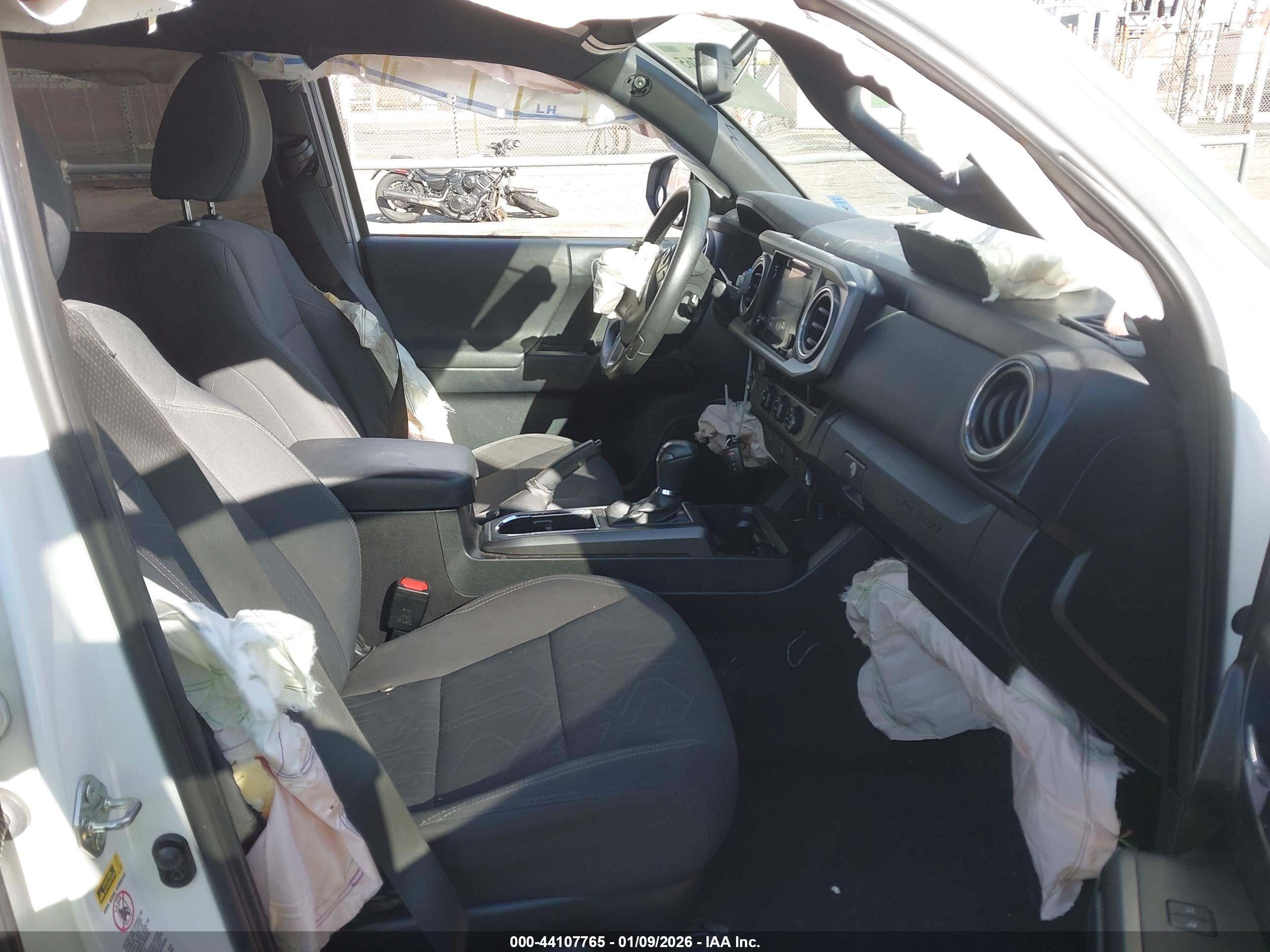 TOYOTA TACOMA image 5