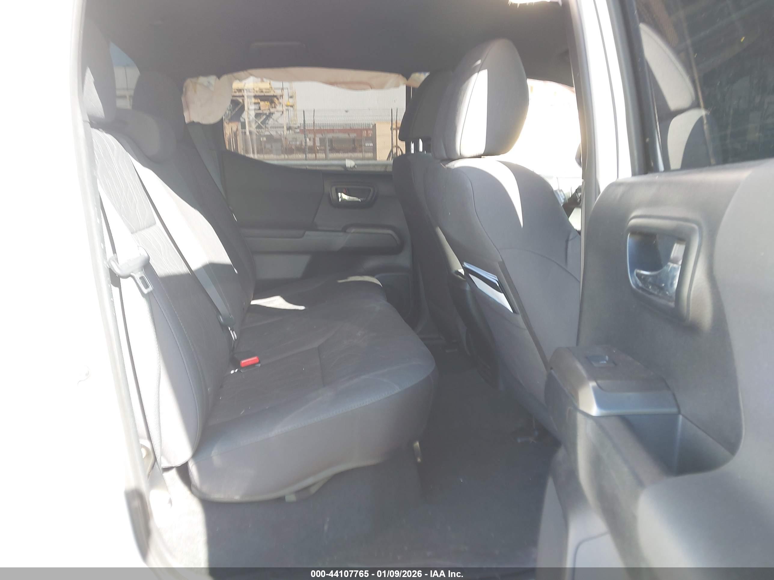 TOYOTA TACOMA image 8