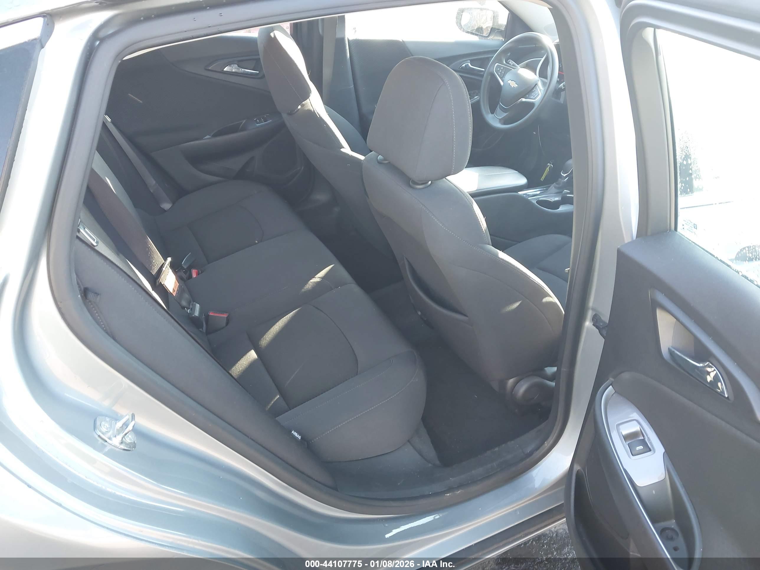 CHEVROLET MALIBU image 8