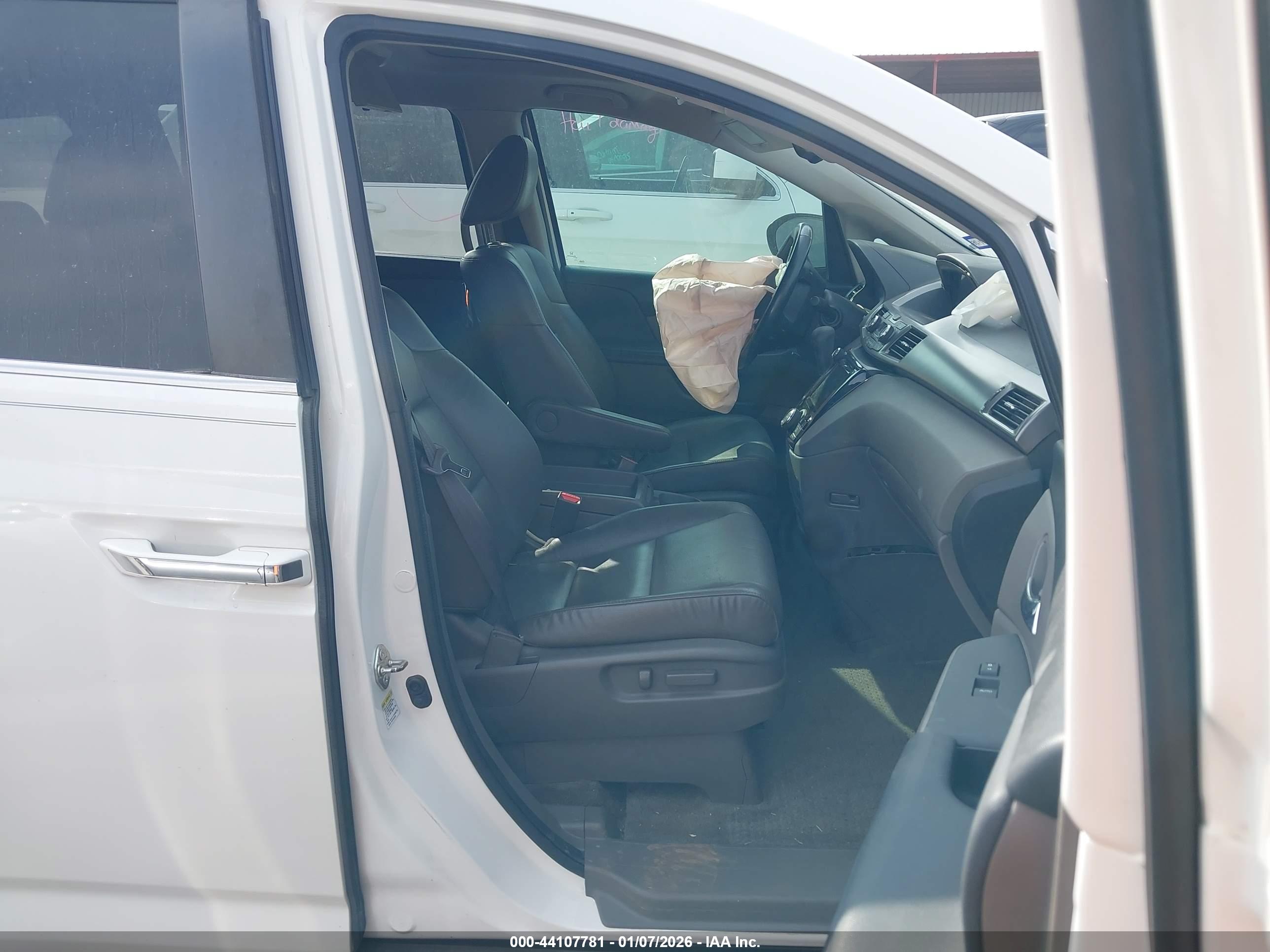 HONDA ODYSSEY image 5