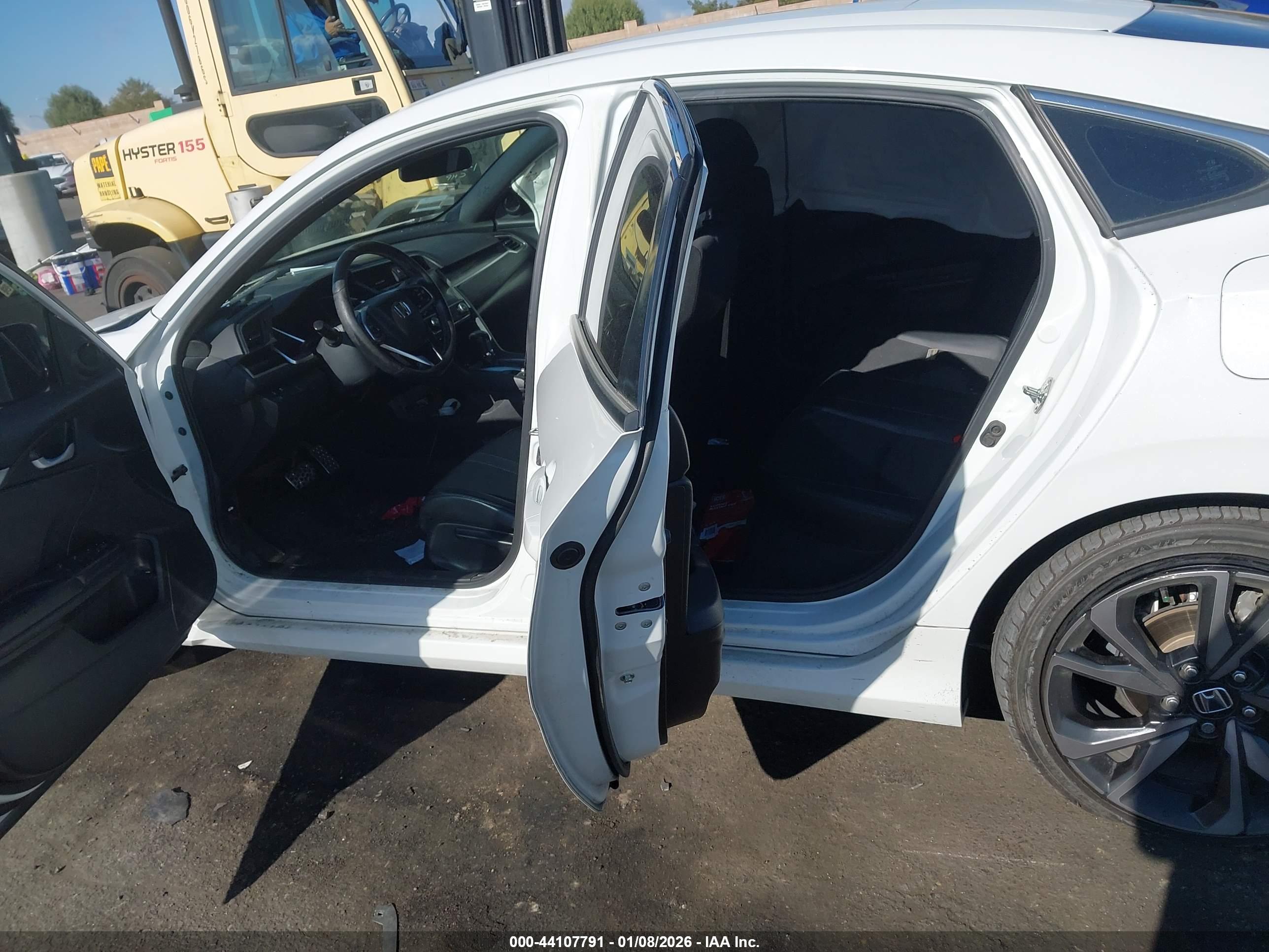 HONDA CIVIC image 8