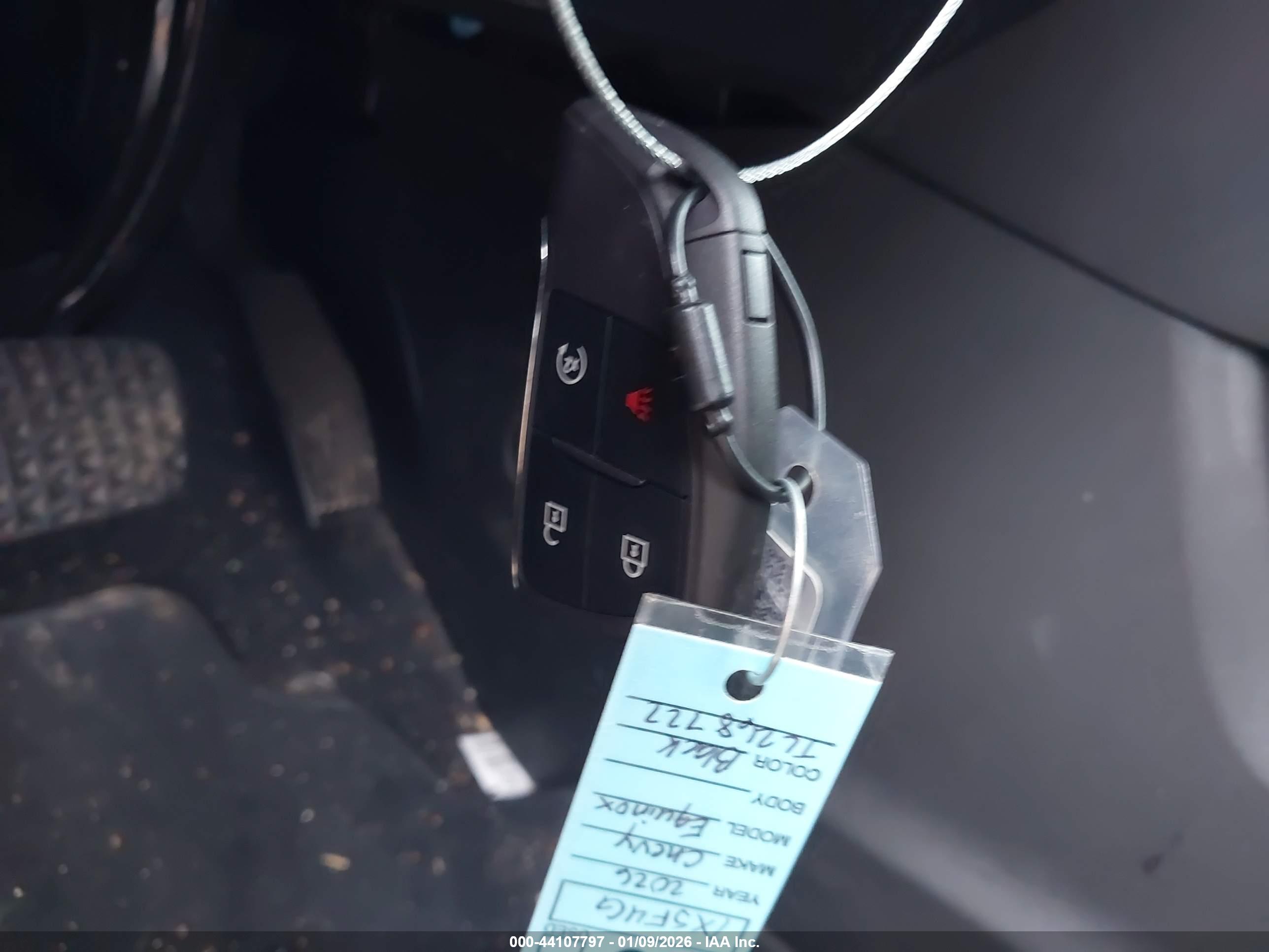 CHEVROLET EQUINOX image 11