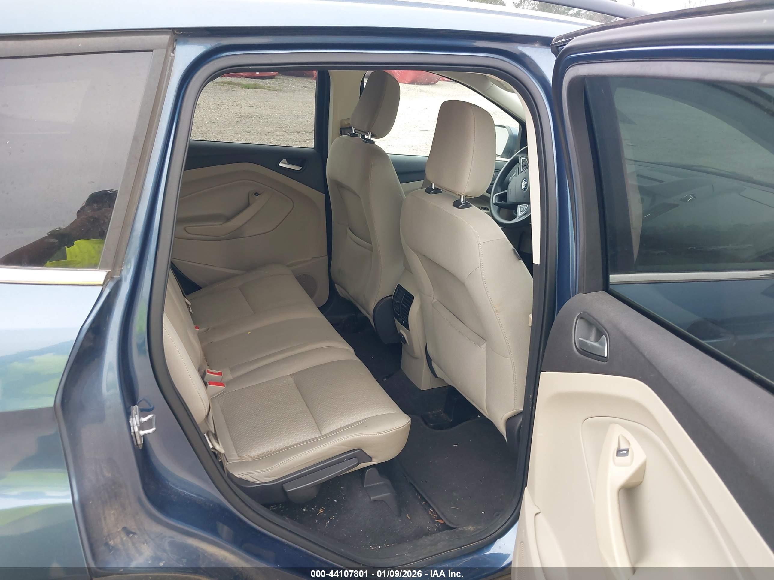 FORD ESCAPE image 8