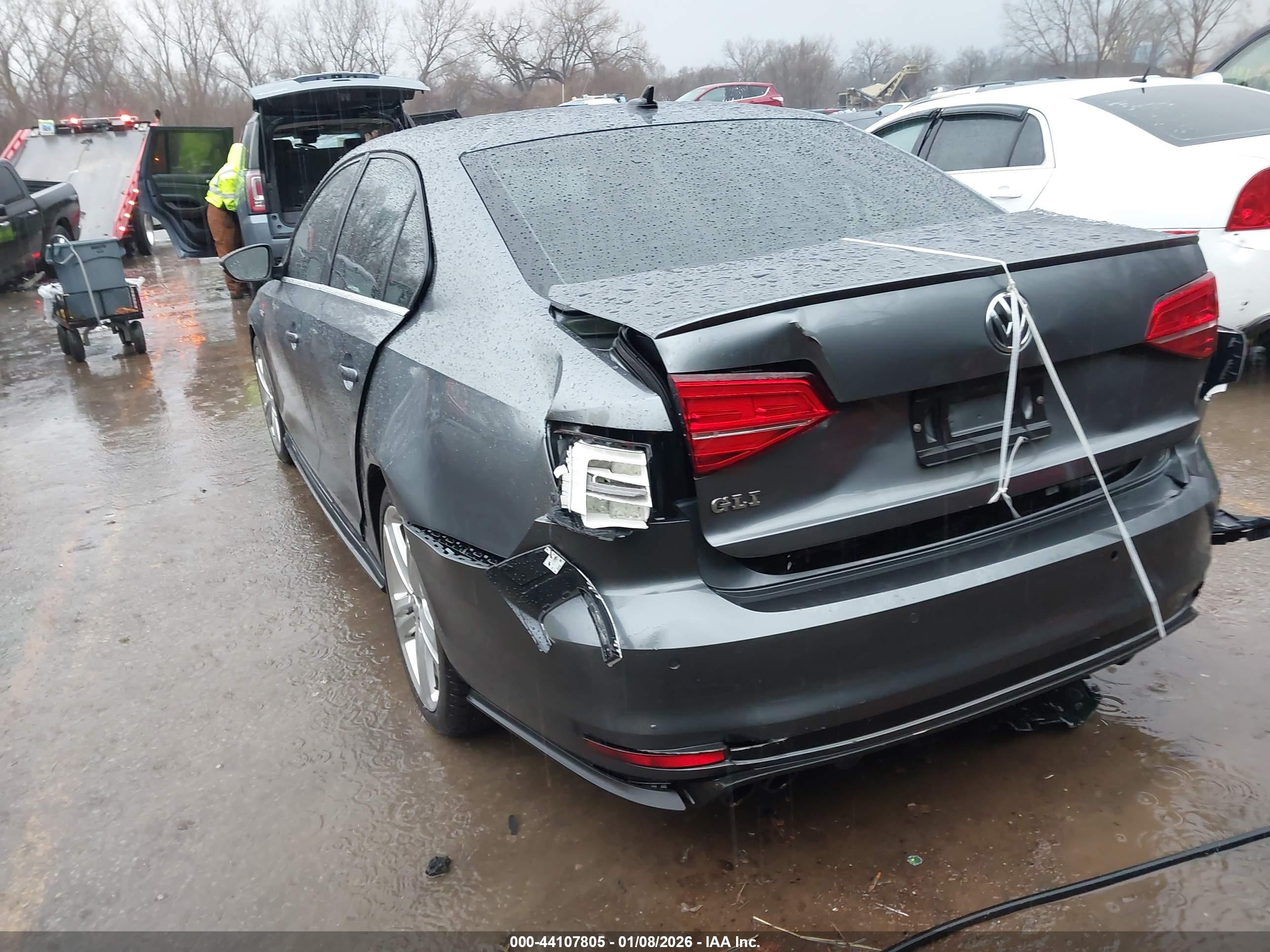 VOLKSWAGEN JETTA image 3
