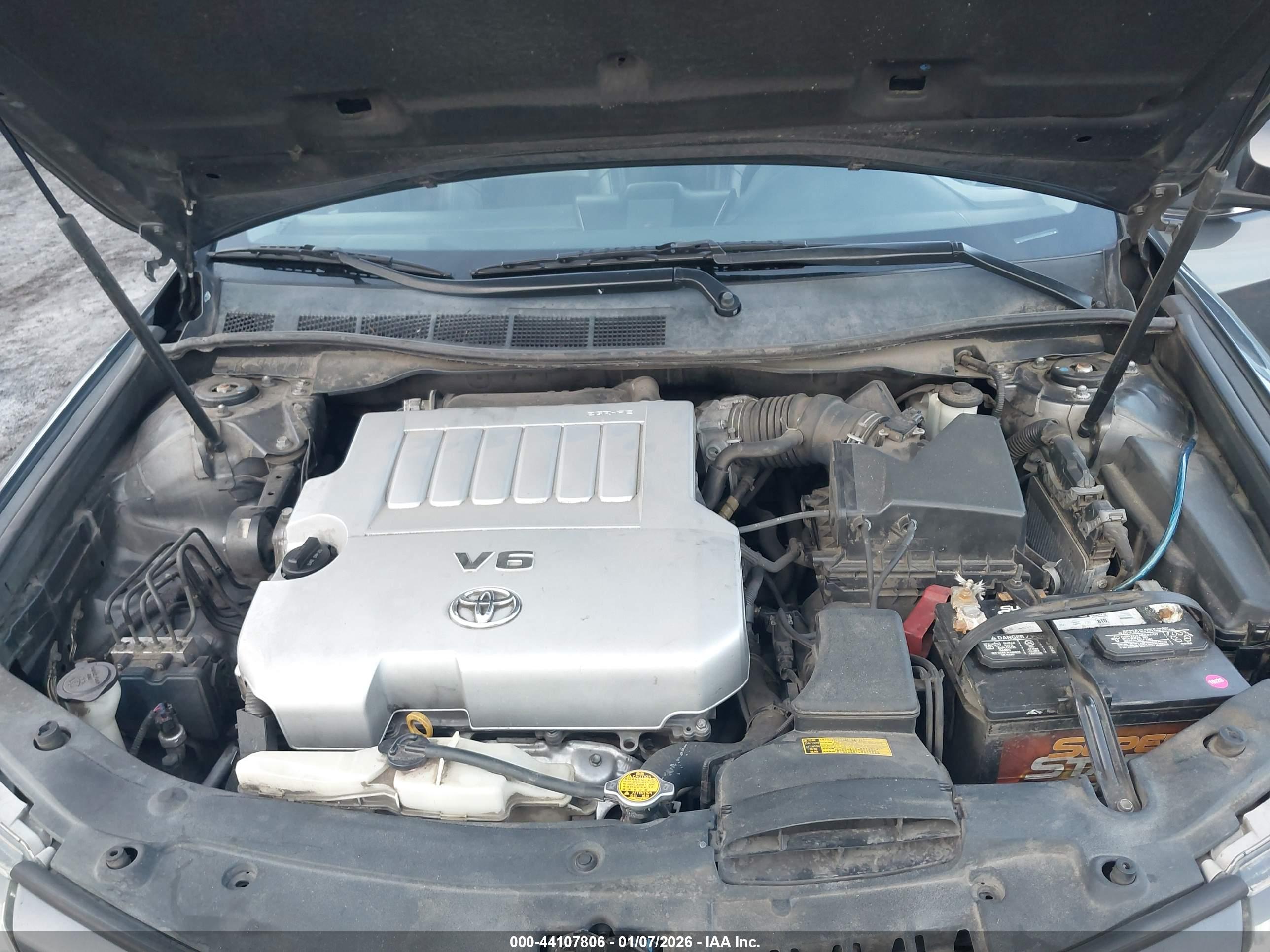 TOYOTA CAMRY image 10
