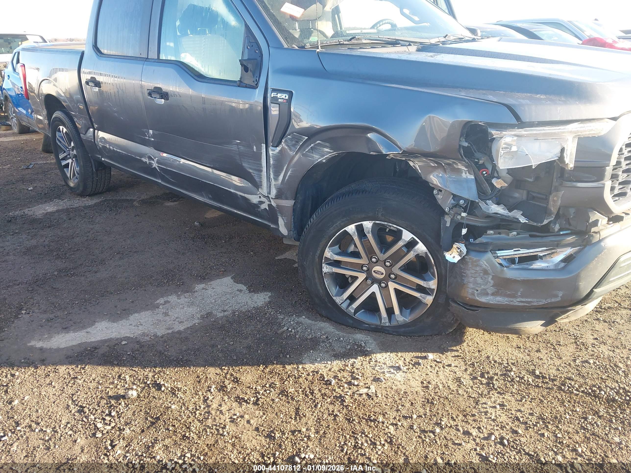 FORD F-150 image 6