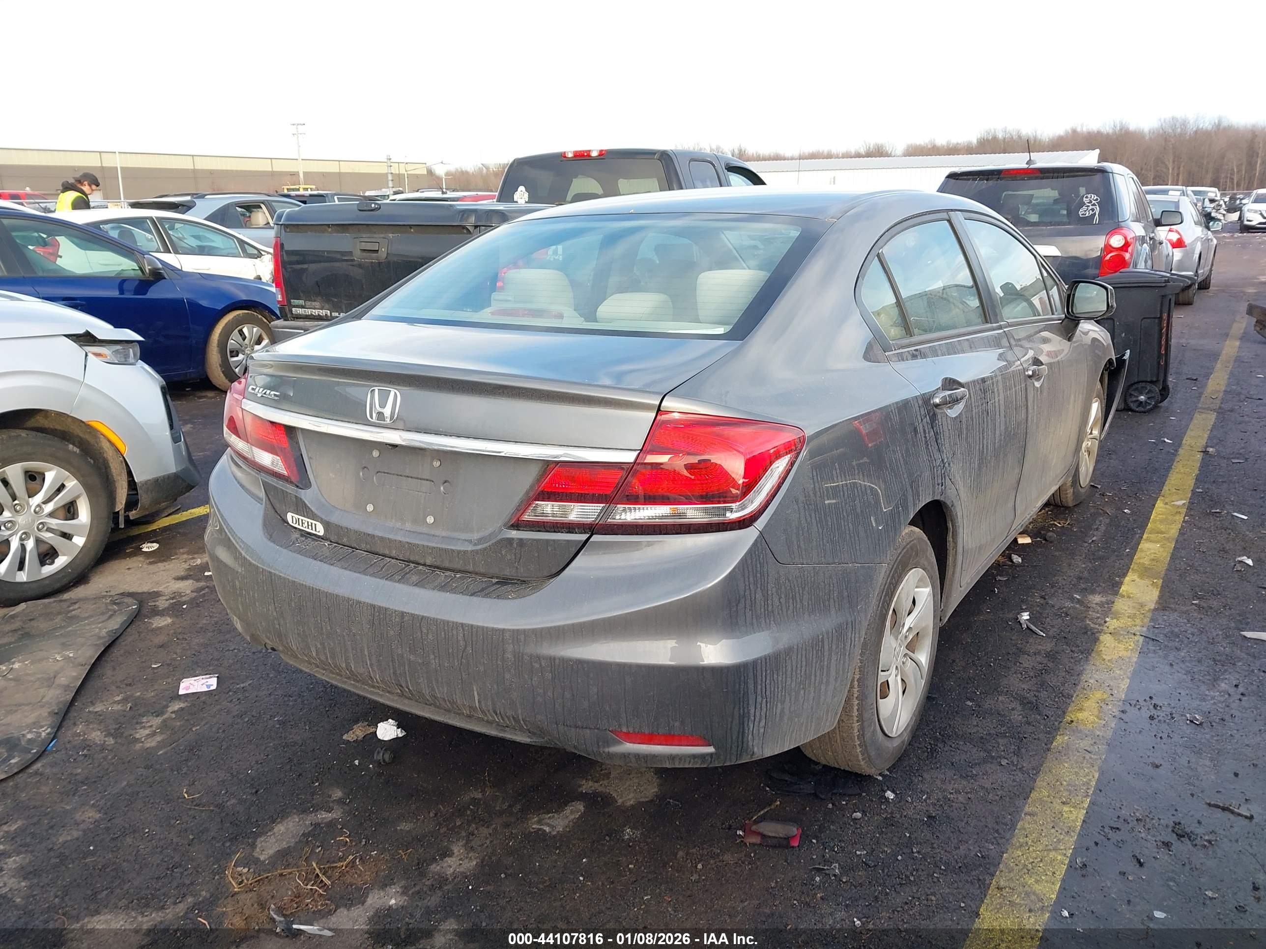 HONDA CIVIC image 4