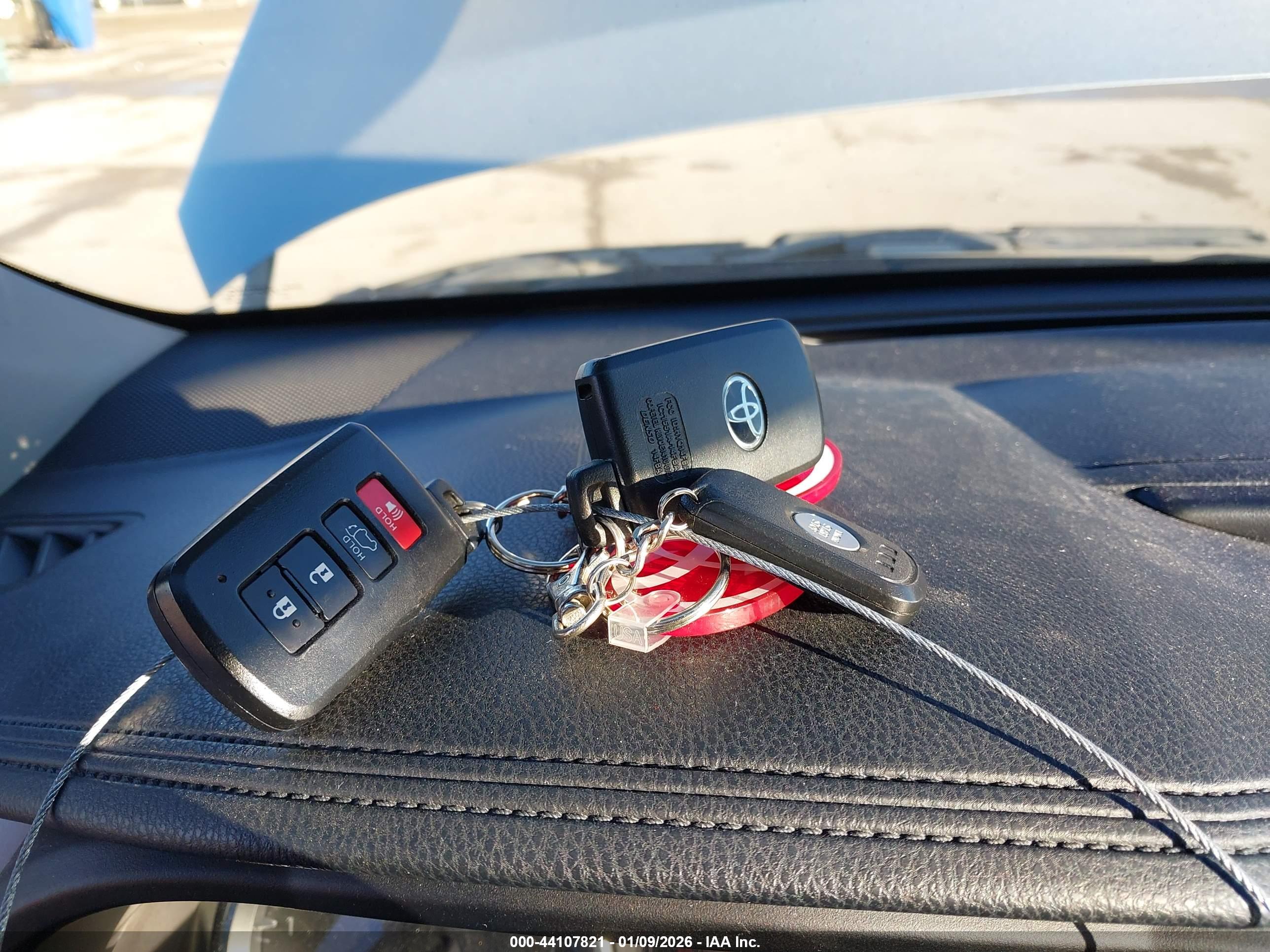 TOYOTA HIGHLANDER image 11