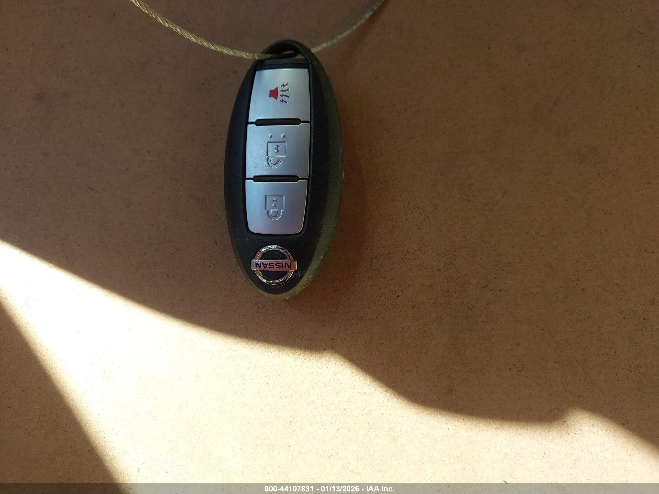 NISSAN ROGUE image 11