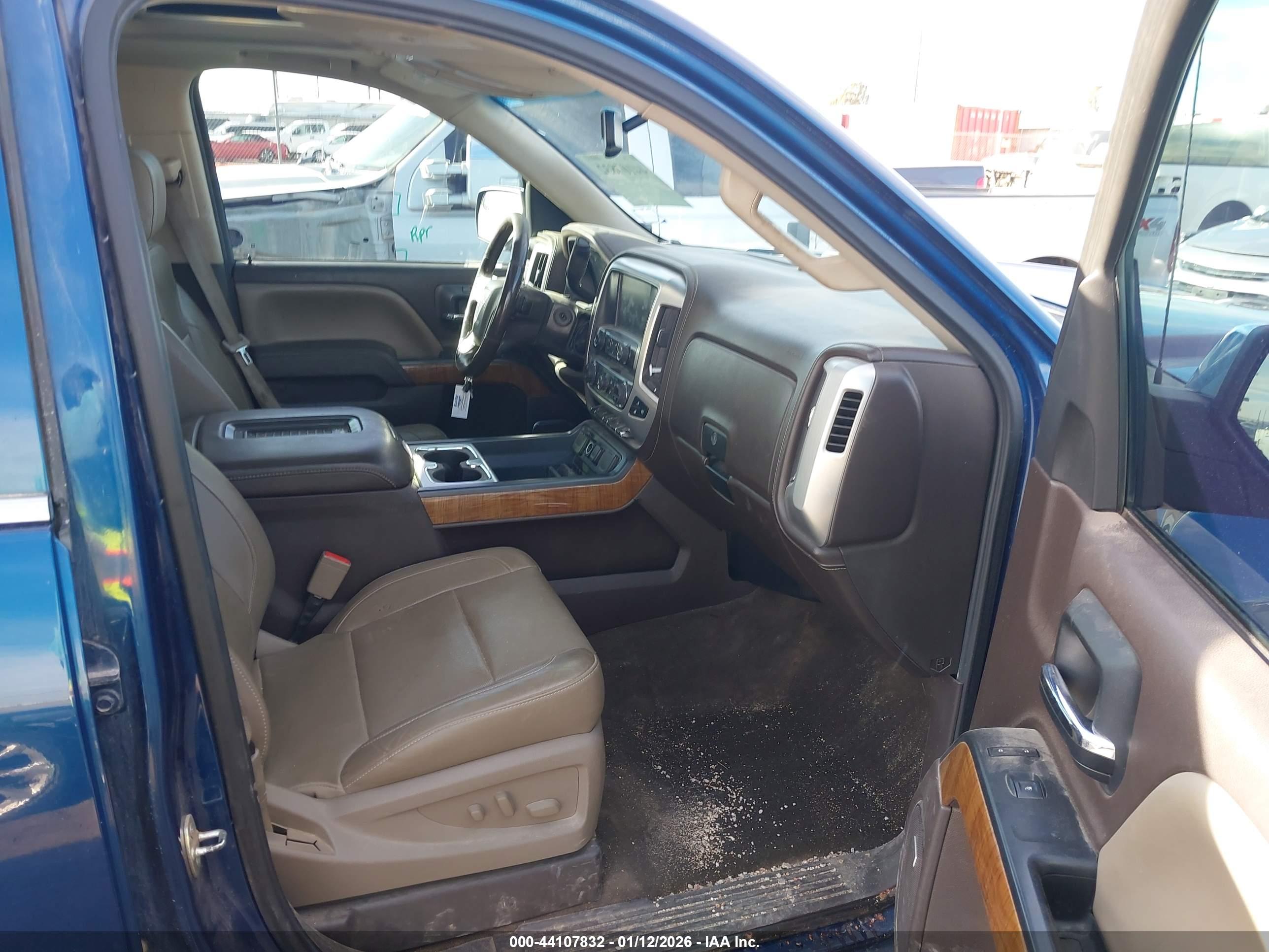 GMC SIERRA image 5