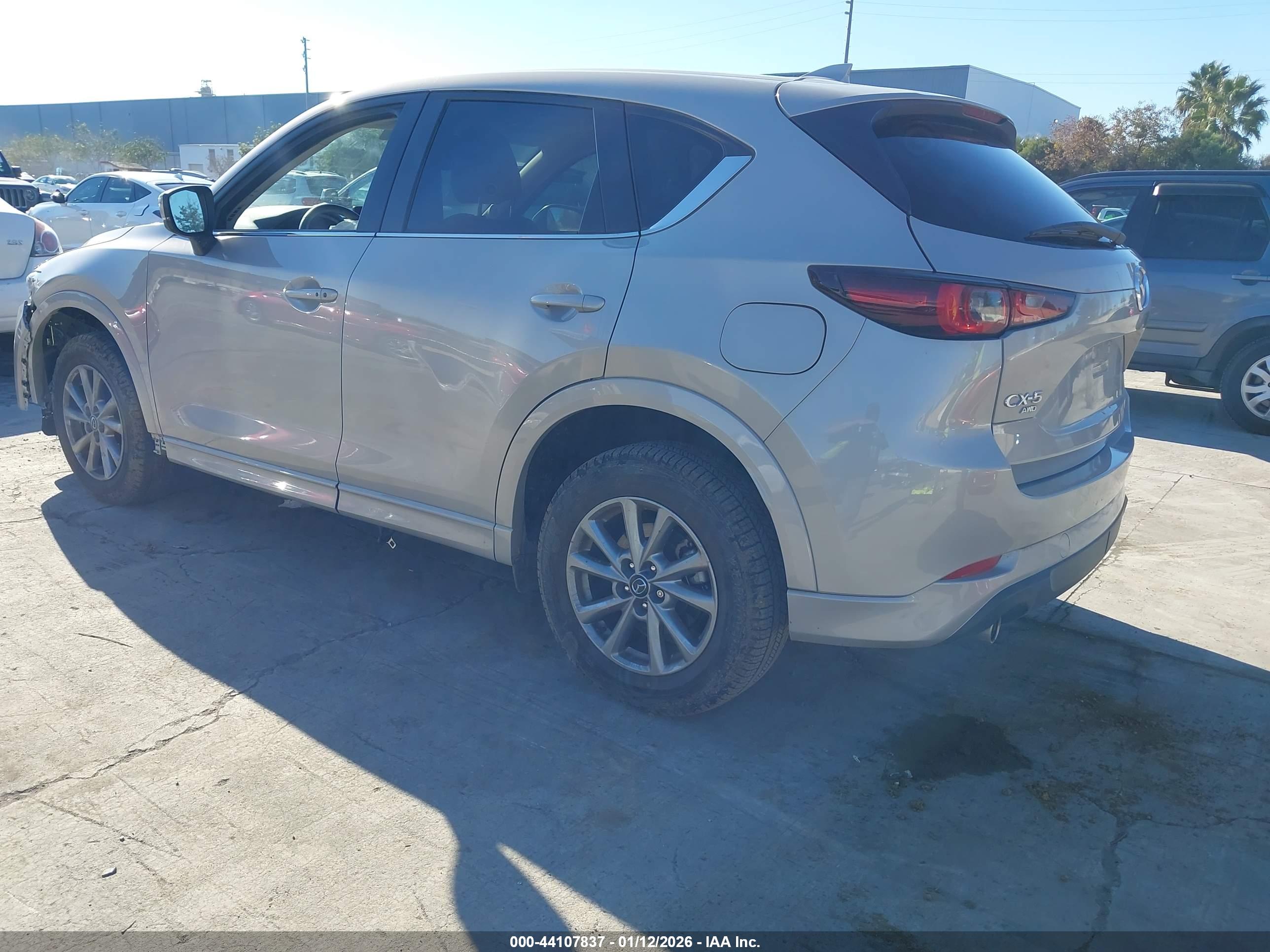 MAZDA CX-5 image 3