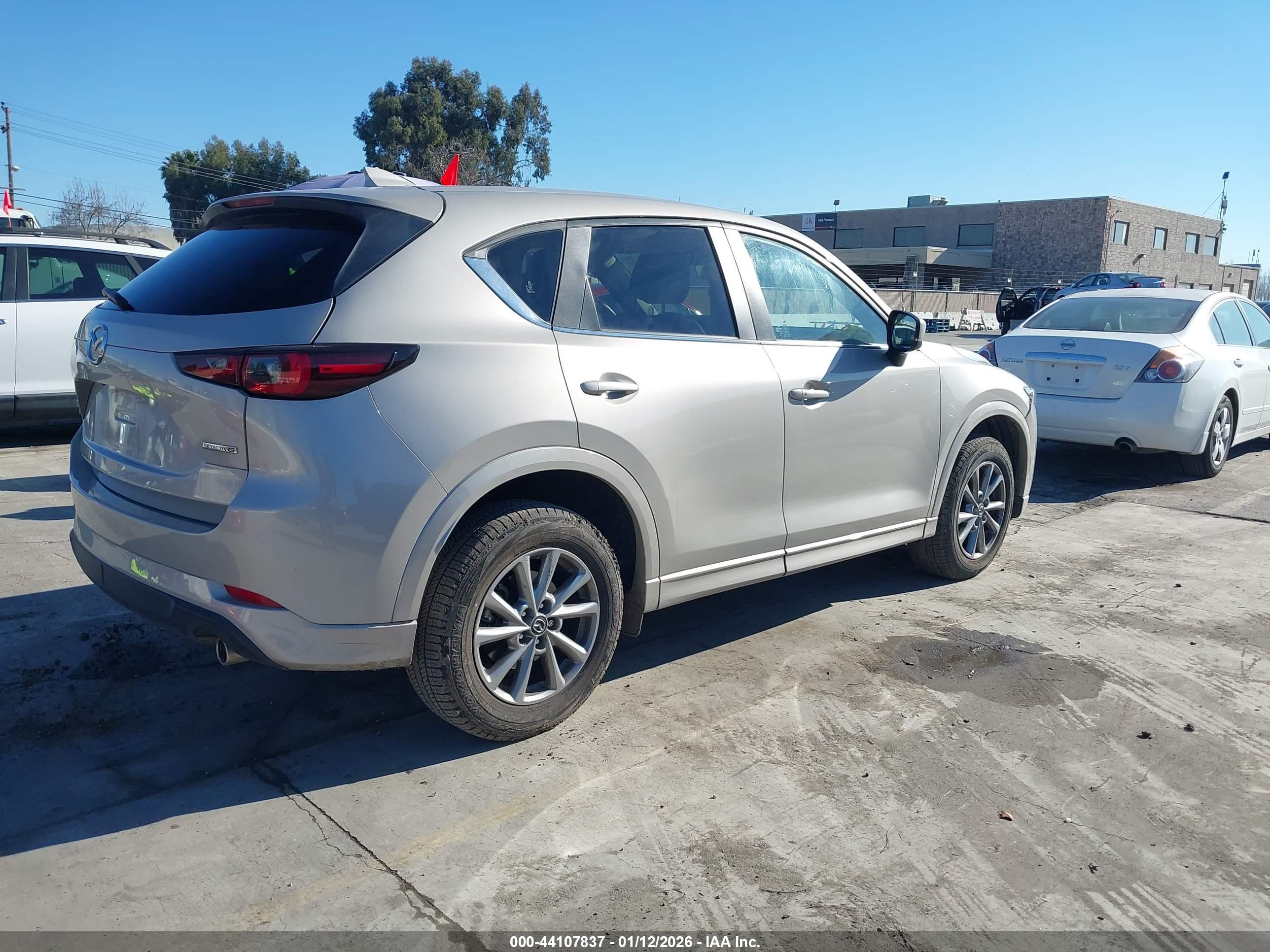 MAZDA CX-5 image 4
