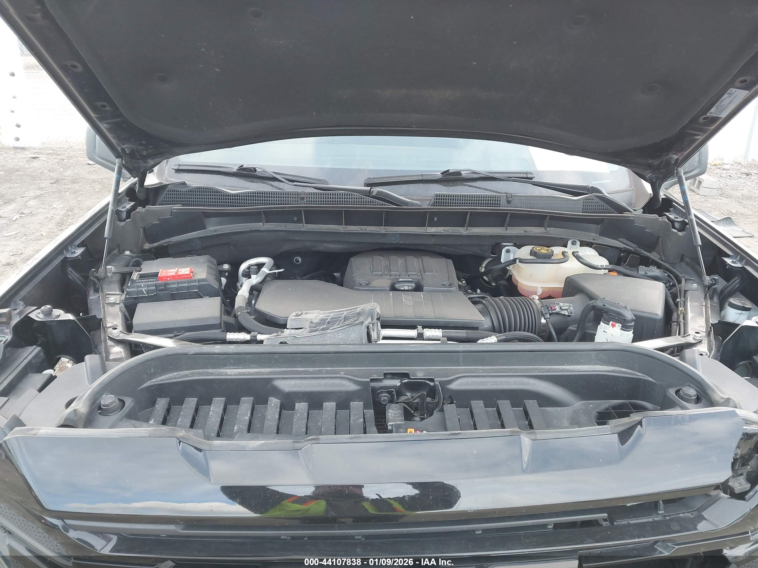 GMC SIERRA image 10