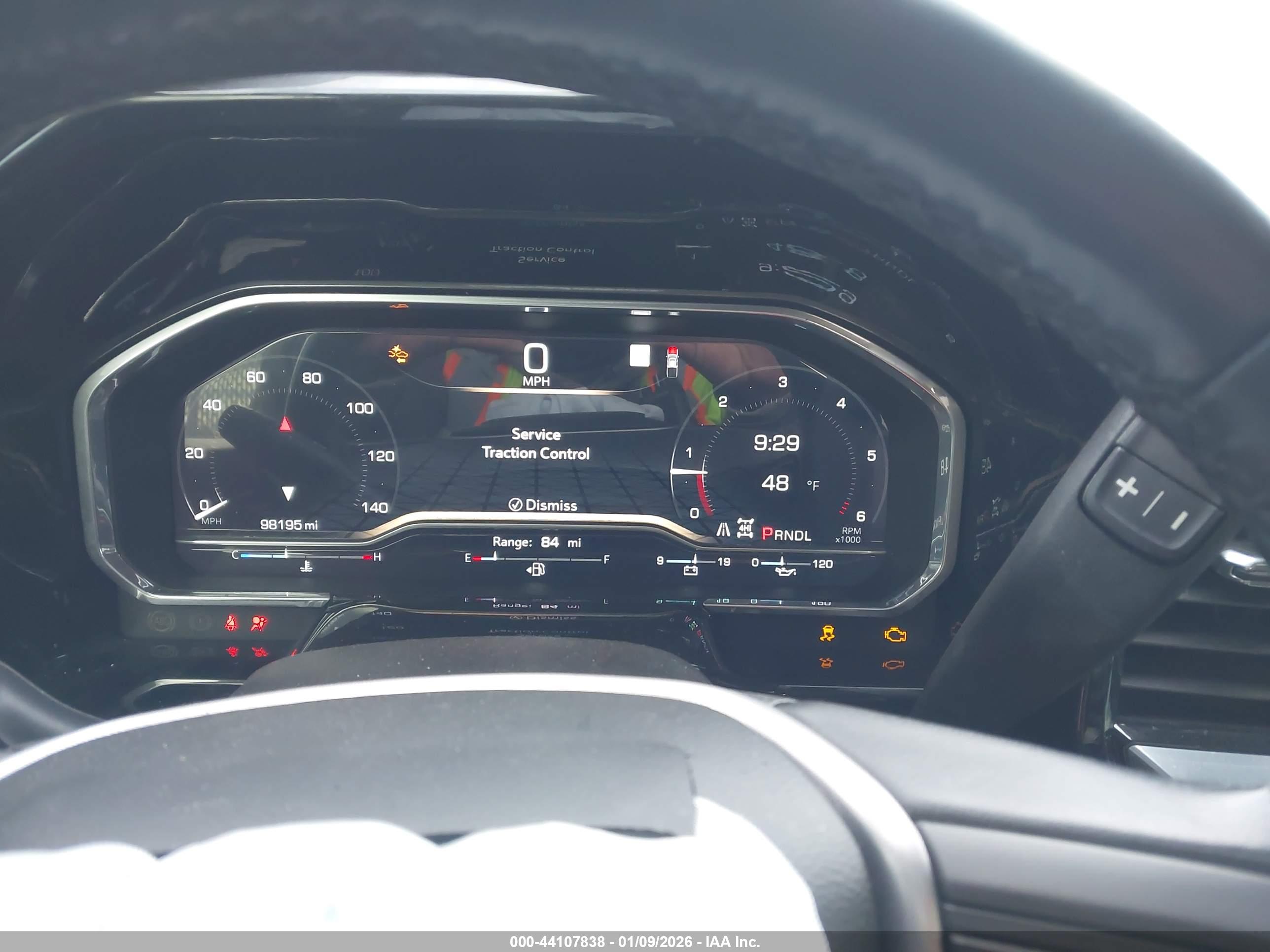 GMC SIERRA image 7