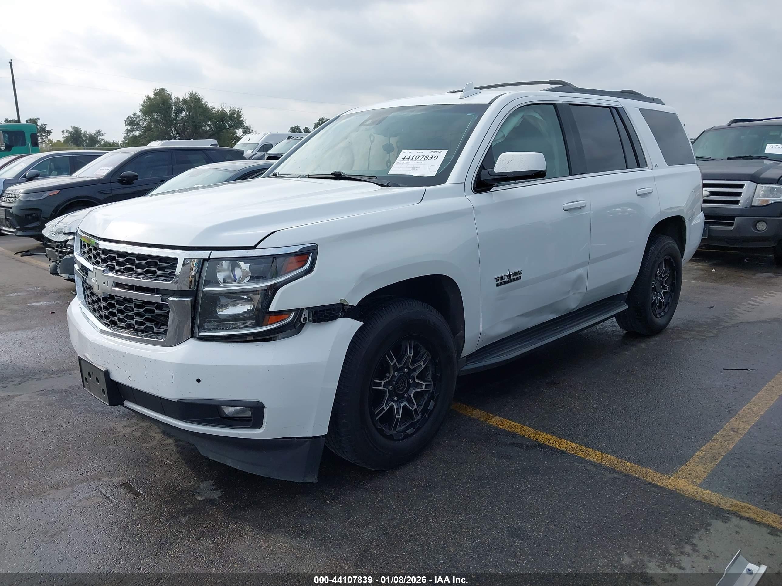 CHEVROLET TAHOE image 2