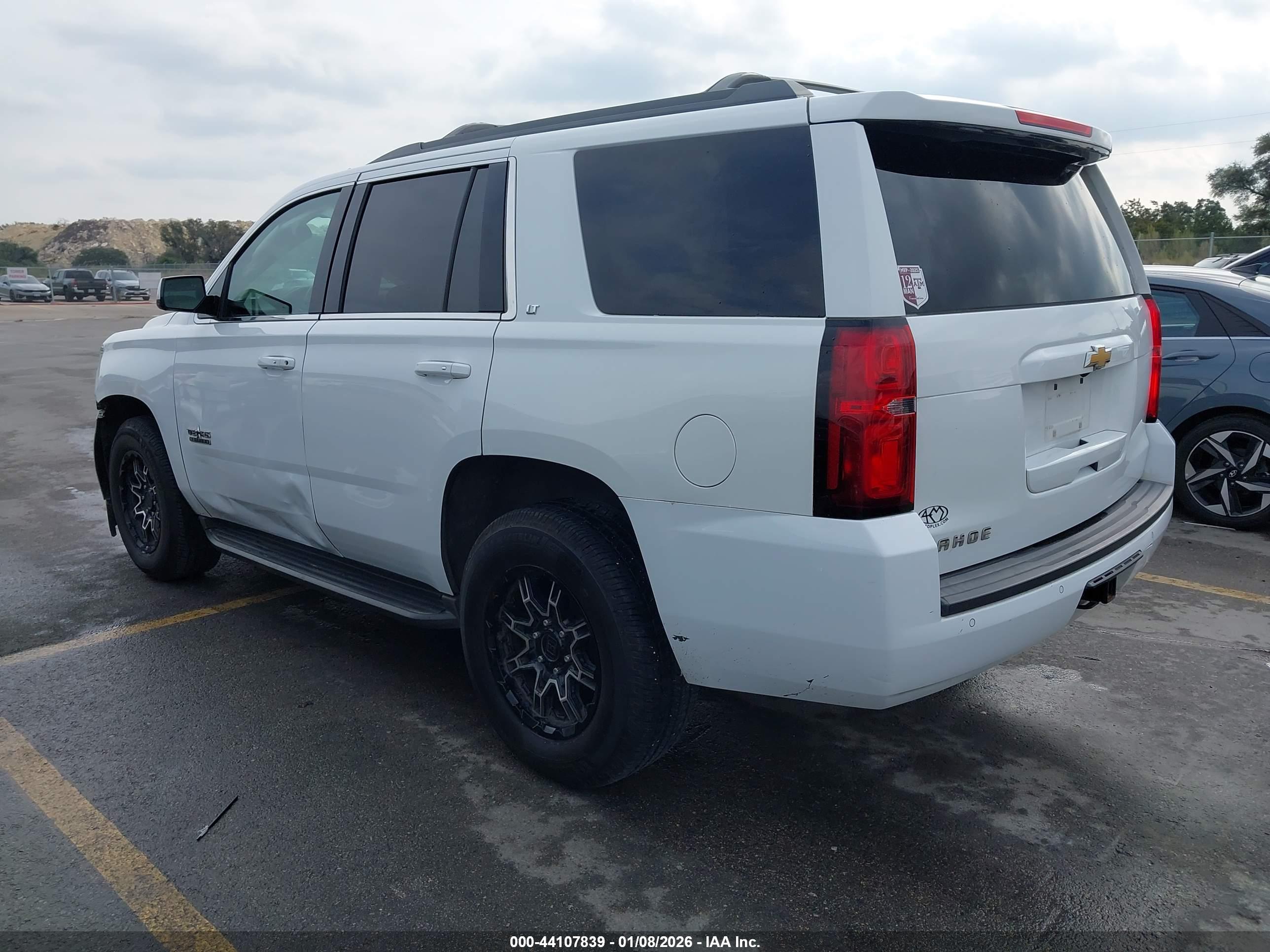 CHEVROLET TAHOE image 3