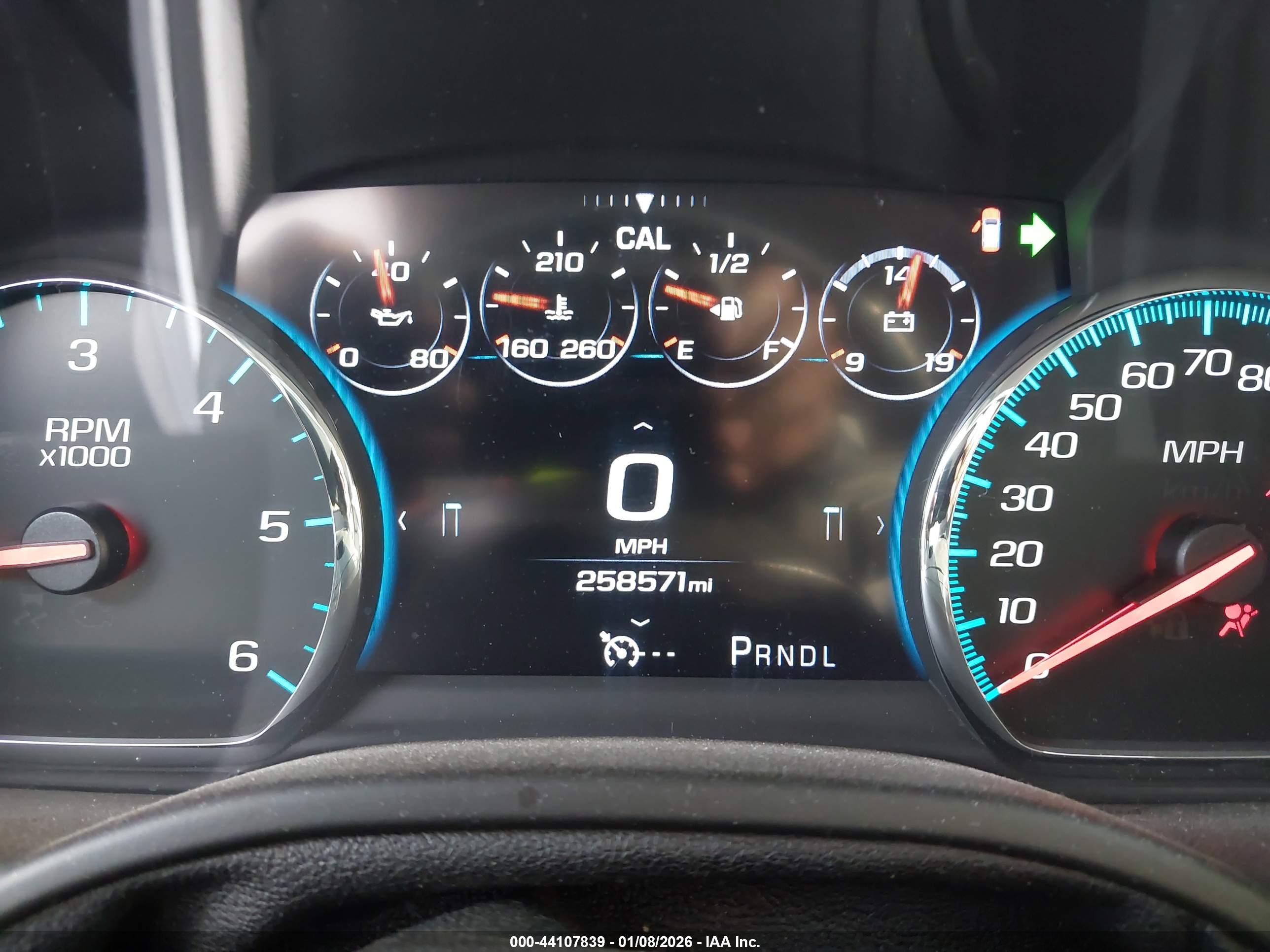 CHEVROLET TAHOE image 7