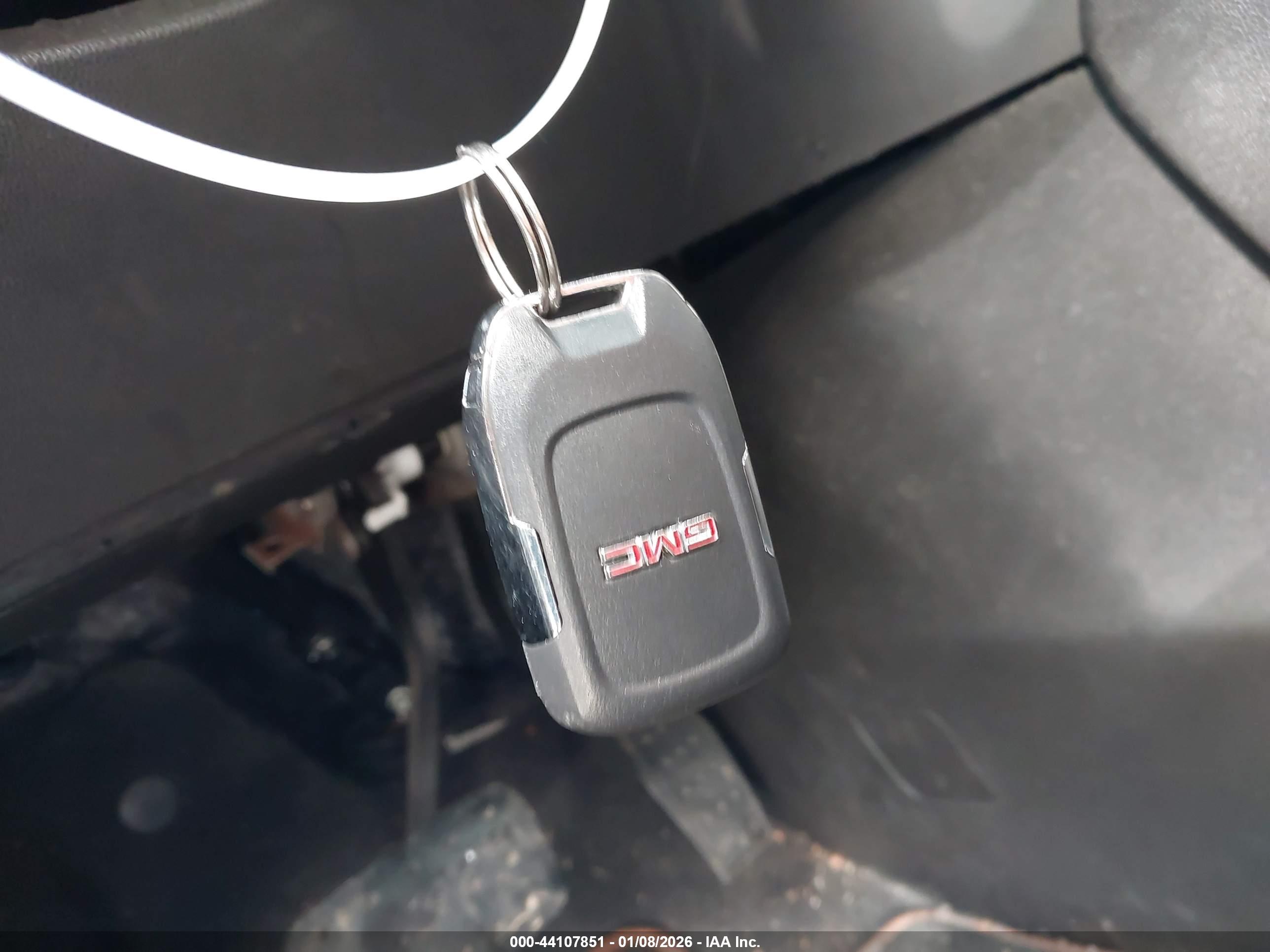 GMC ACADIA image 11