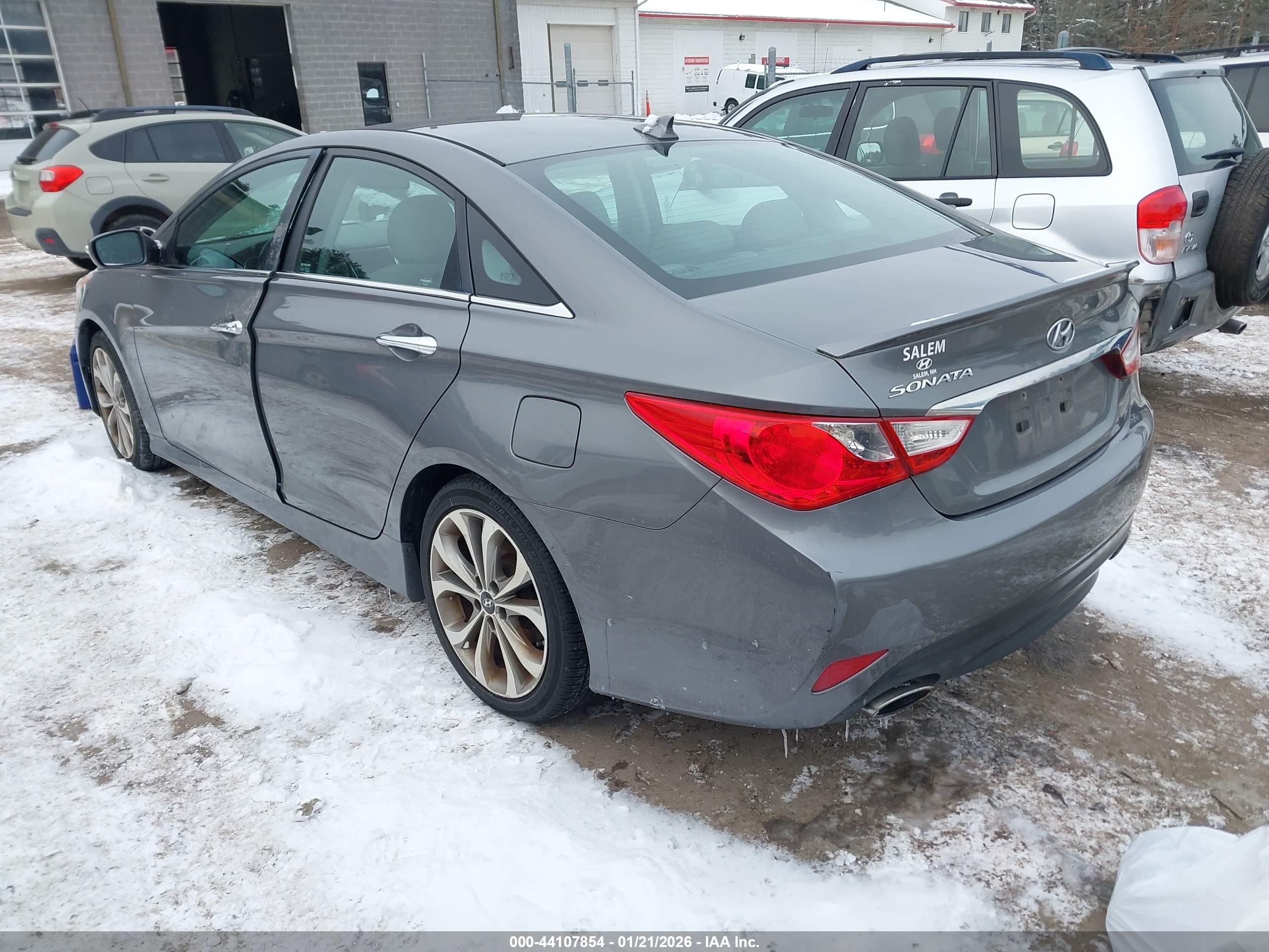 HYUNDAI SONATA image 3