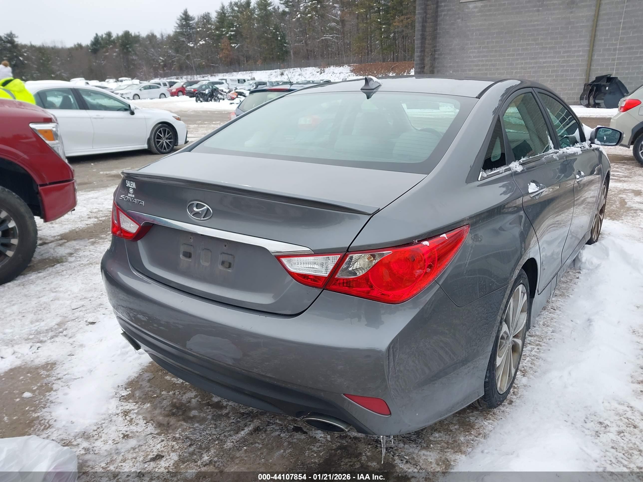 HYUNDAI SONATA image 4