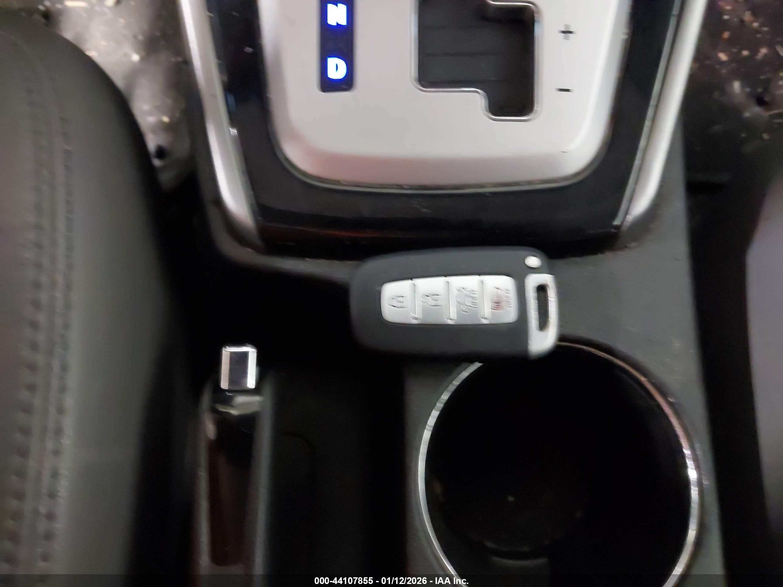 HYUNDAI ELANTRA image 11