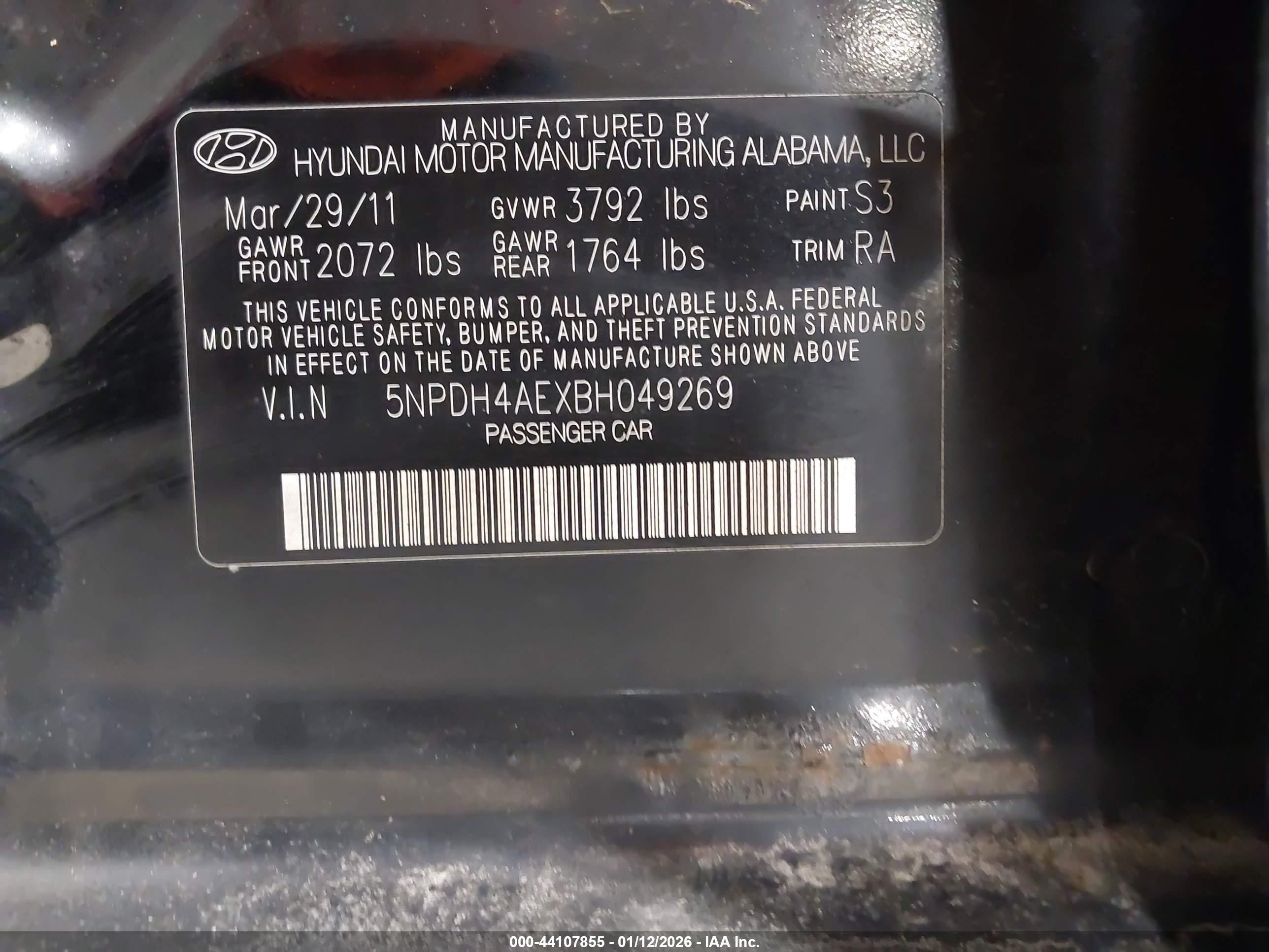 HYUNDAI ELANTRA image 9