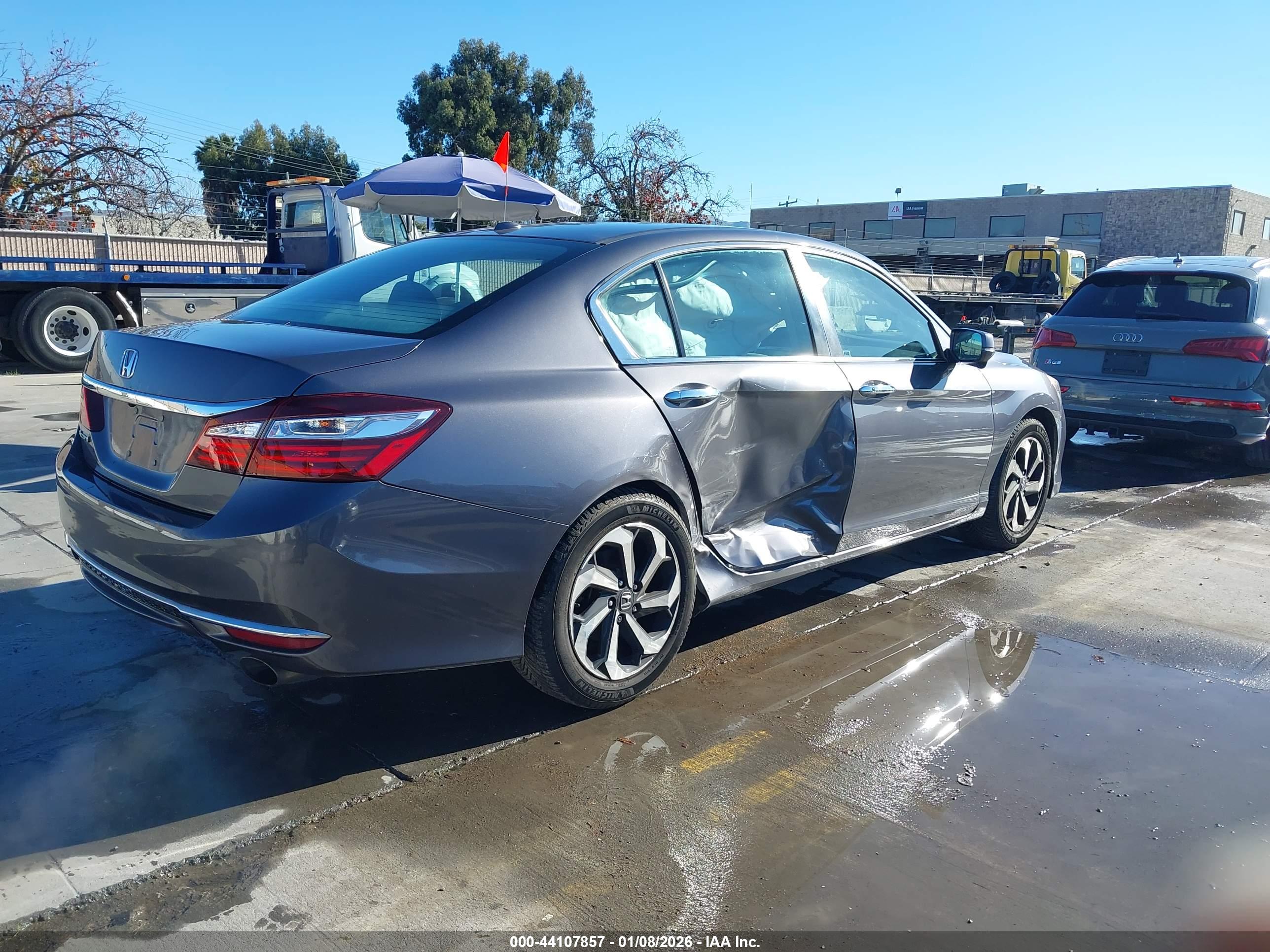 HONDA ACCORD image 4