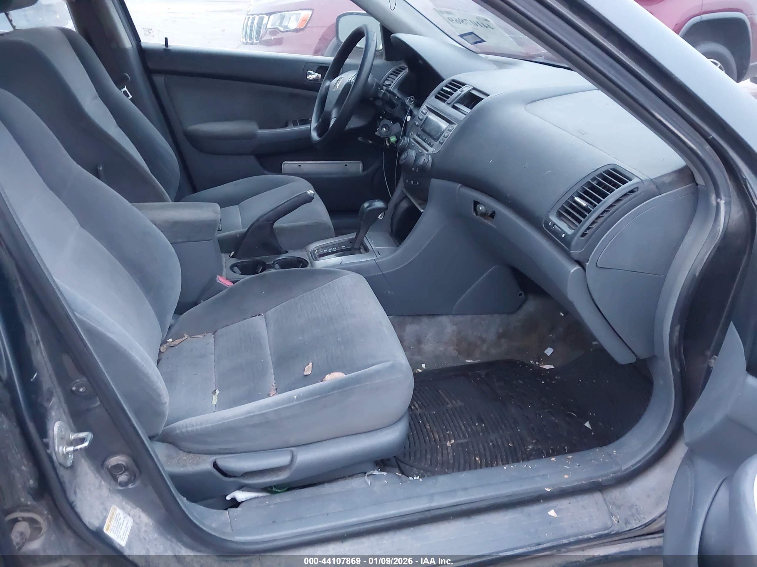 HONDA ACCORD image 5