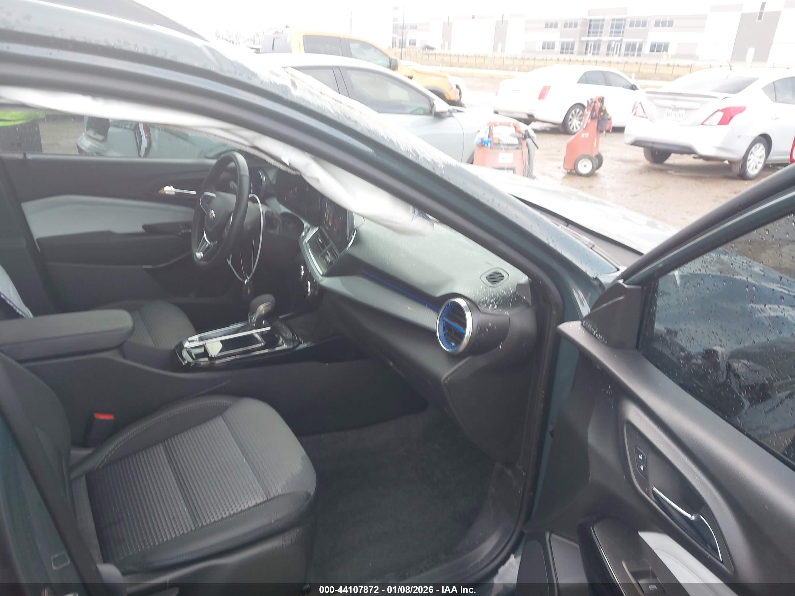 CHEVROLET TRAX image 5