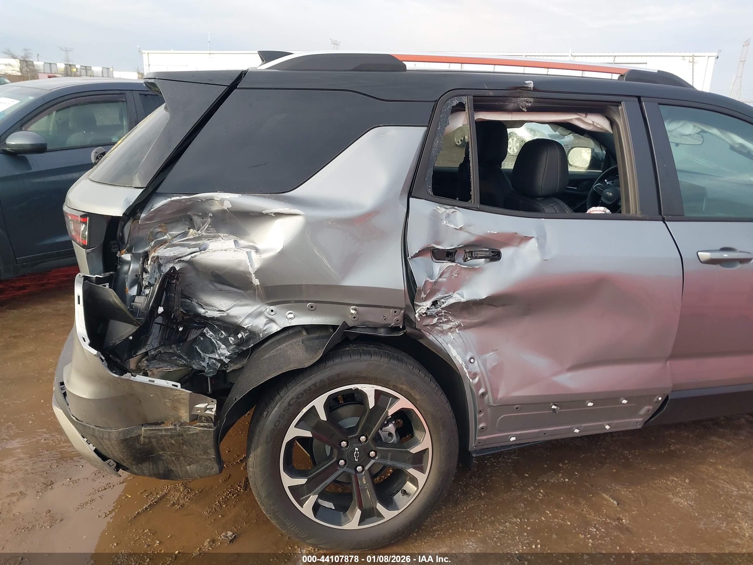 CHEVROLET EQUINOX image 6