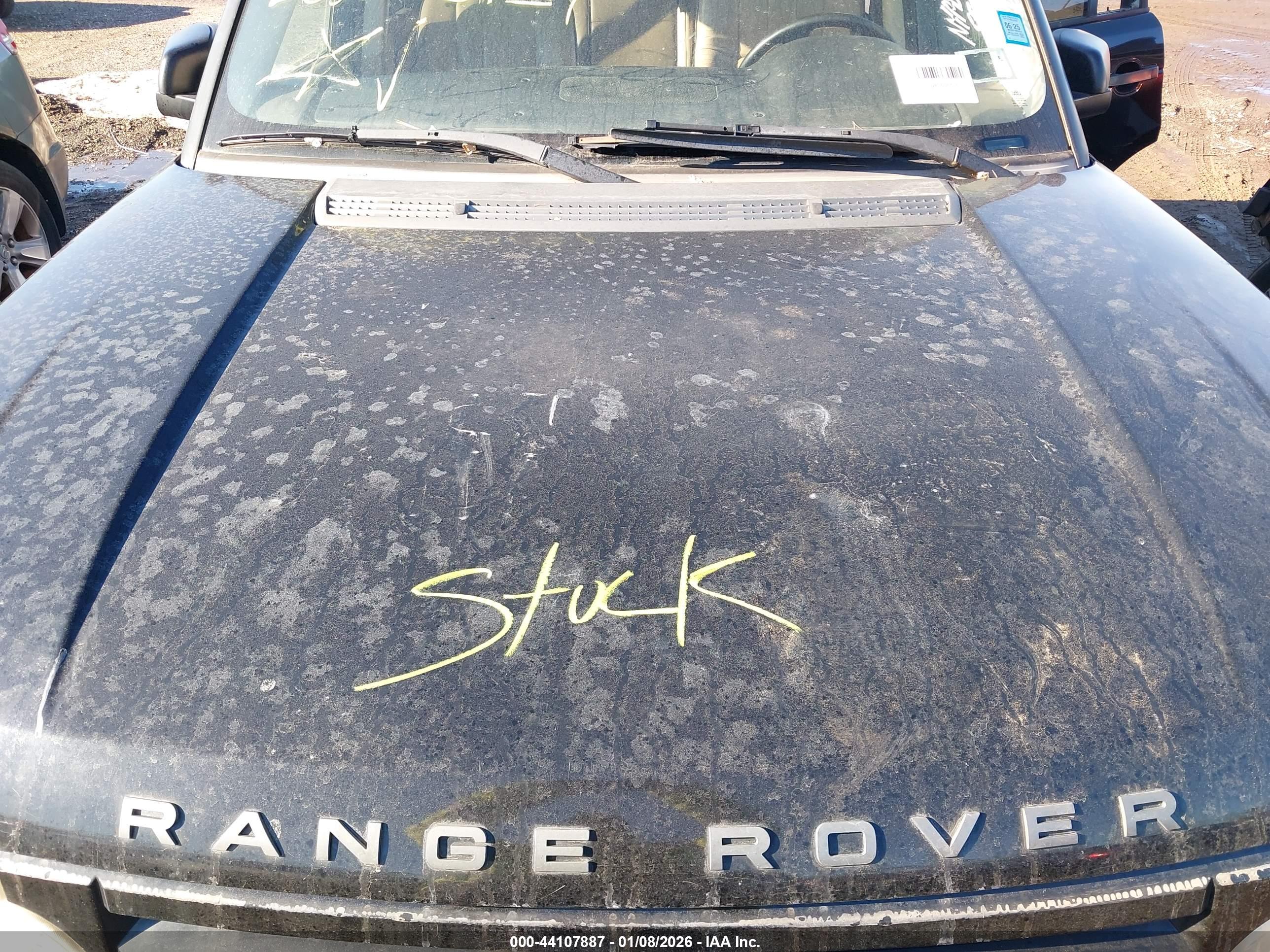 LAND ROVER image 10