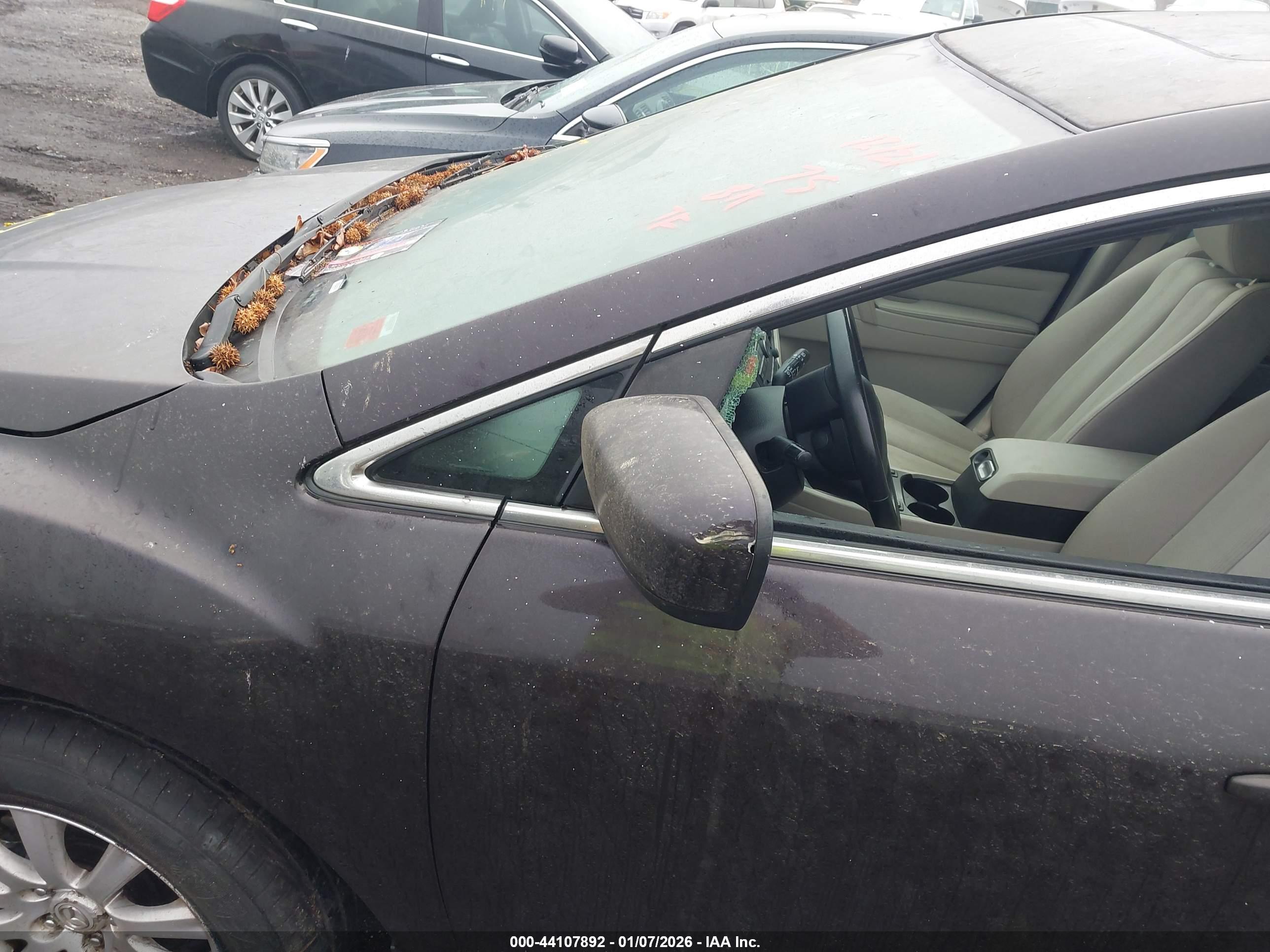 MAZDA CX-7 image 6