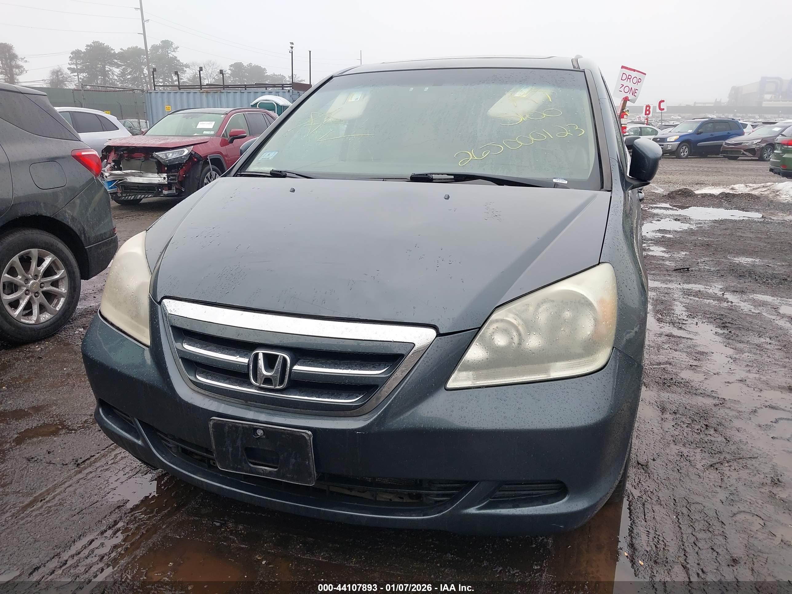 HONDA ODYSSEY image 6