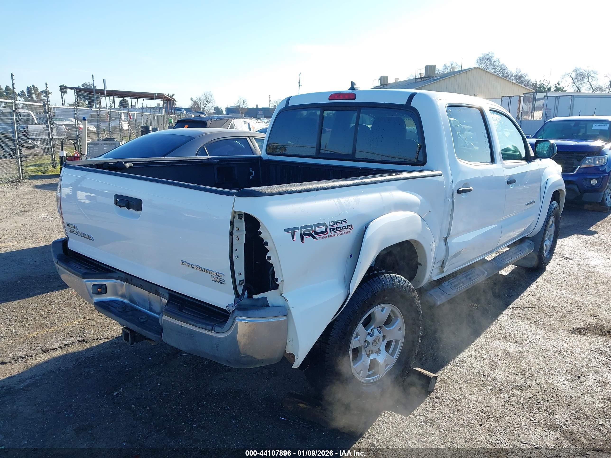 TOYOTA TACOMA image 4