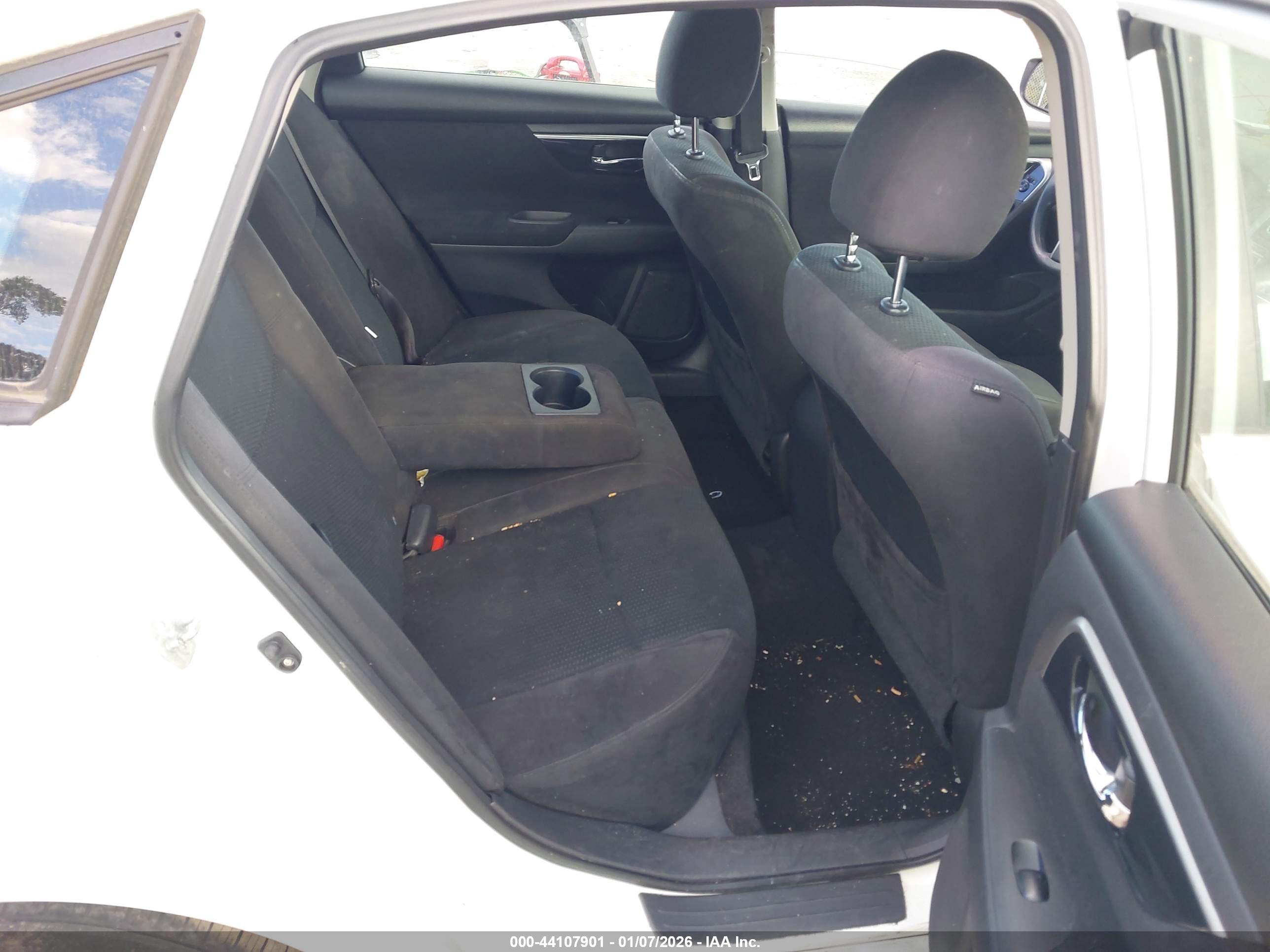 NISSAN ALTIMA image 8