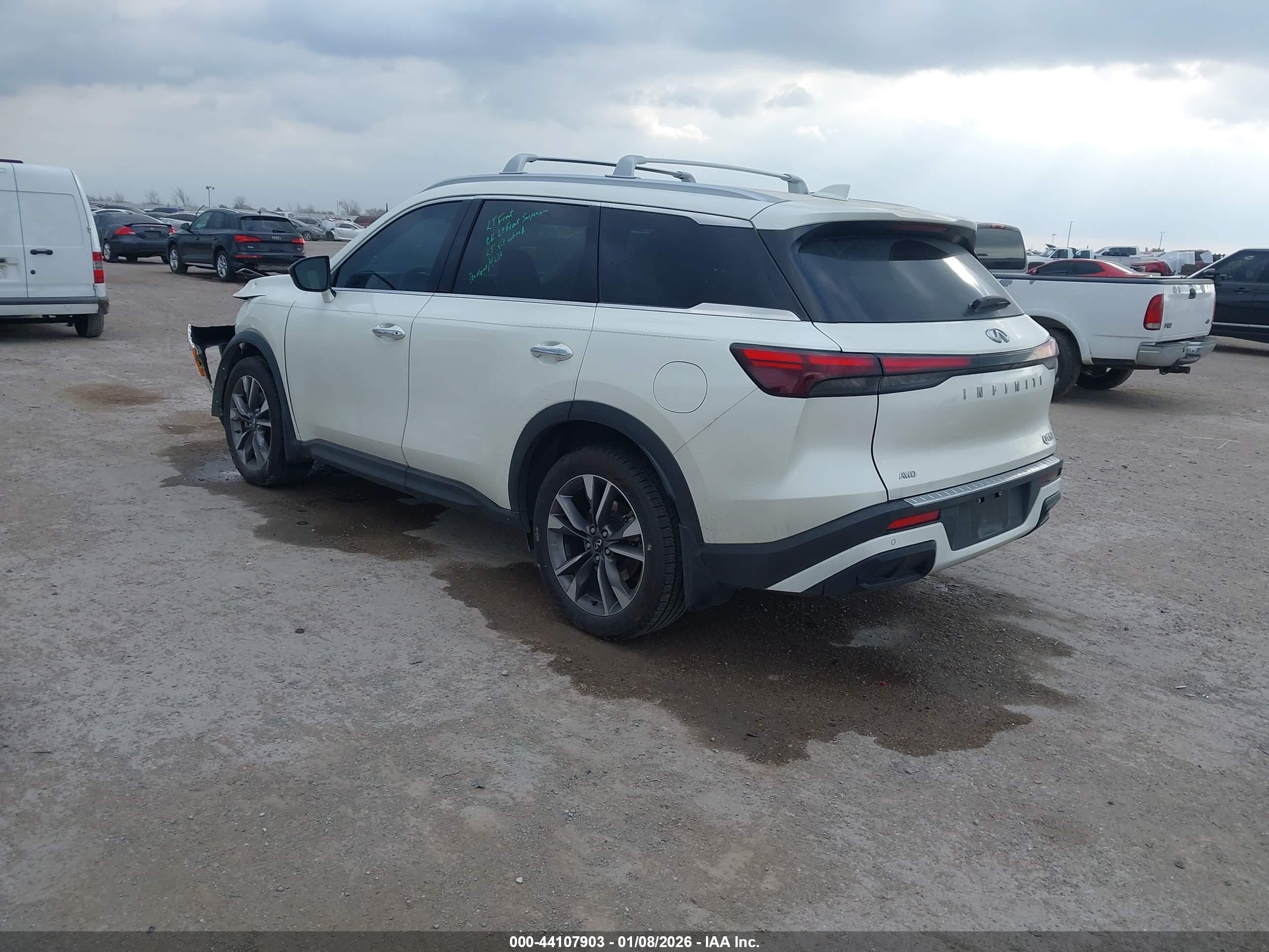 INFINITI QX60 image 3