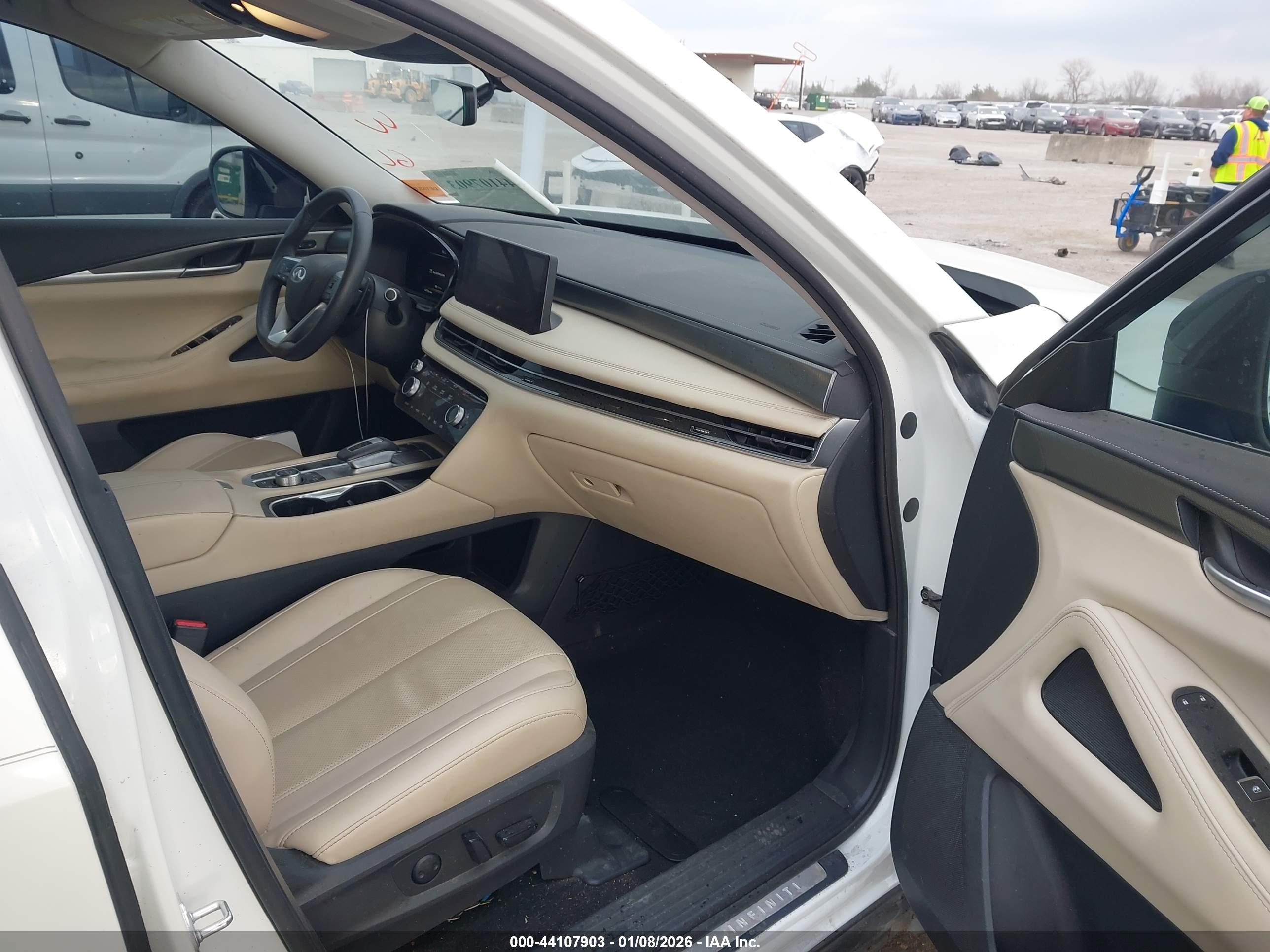 INFINITI QX60 image 5