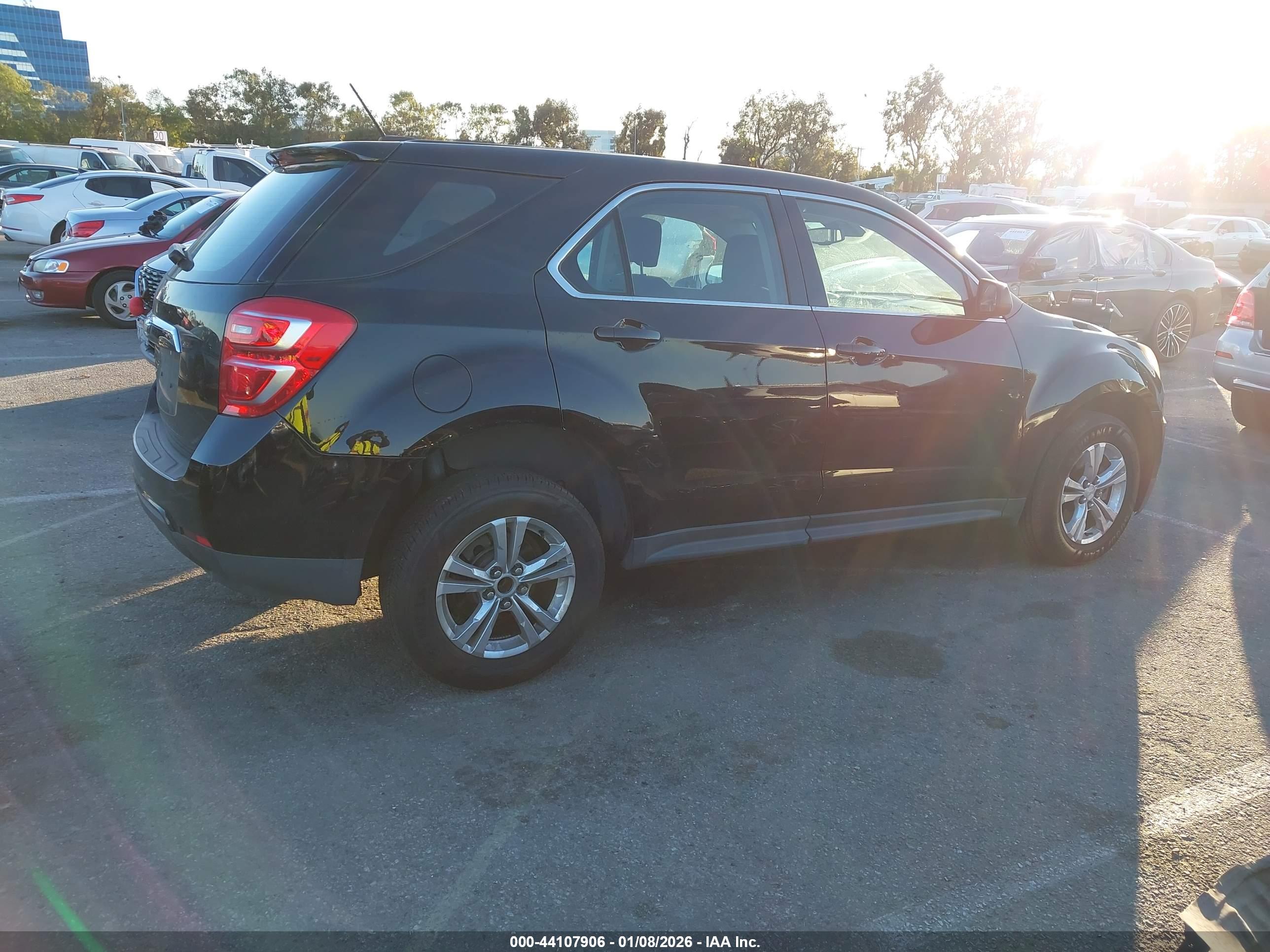 CHEVROLET EQUINOX image 4