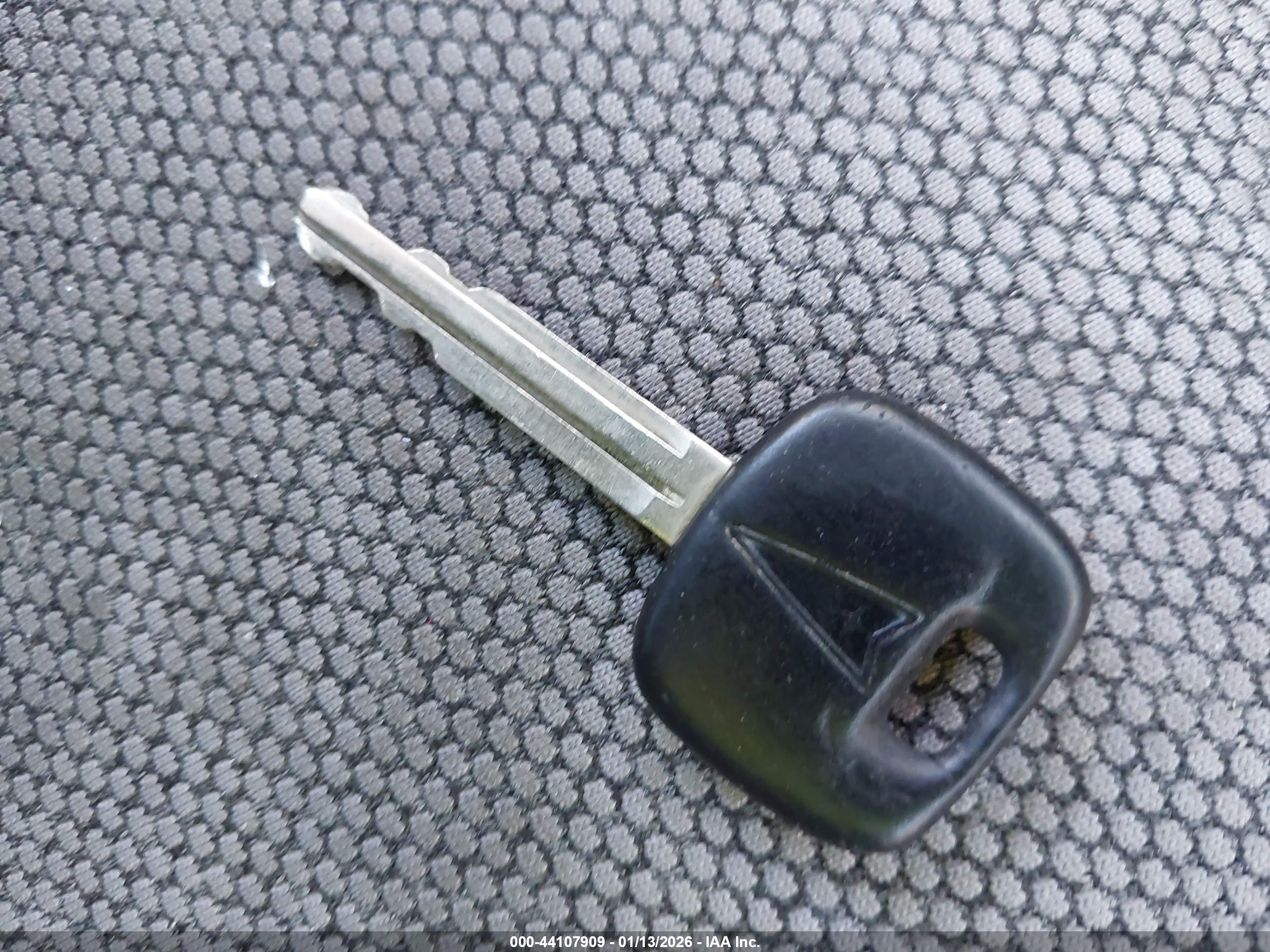 PONTIAC VIBE image 11
