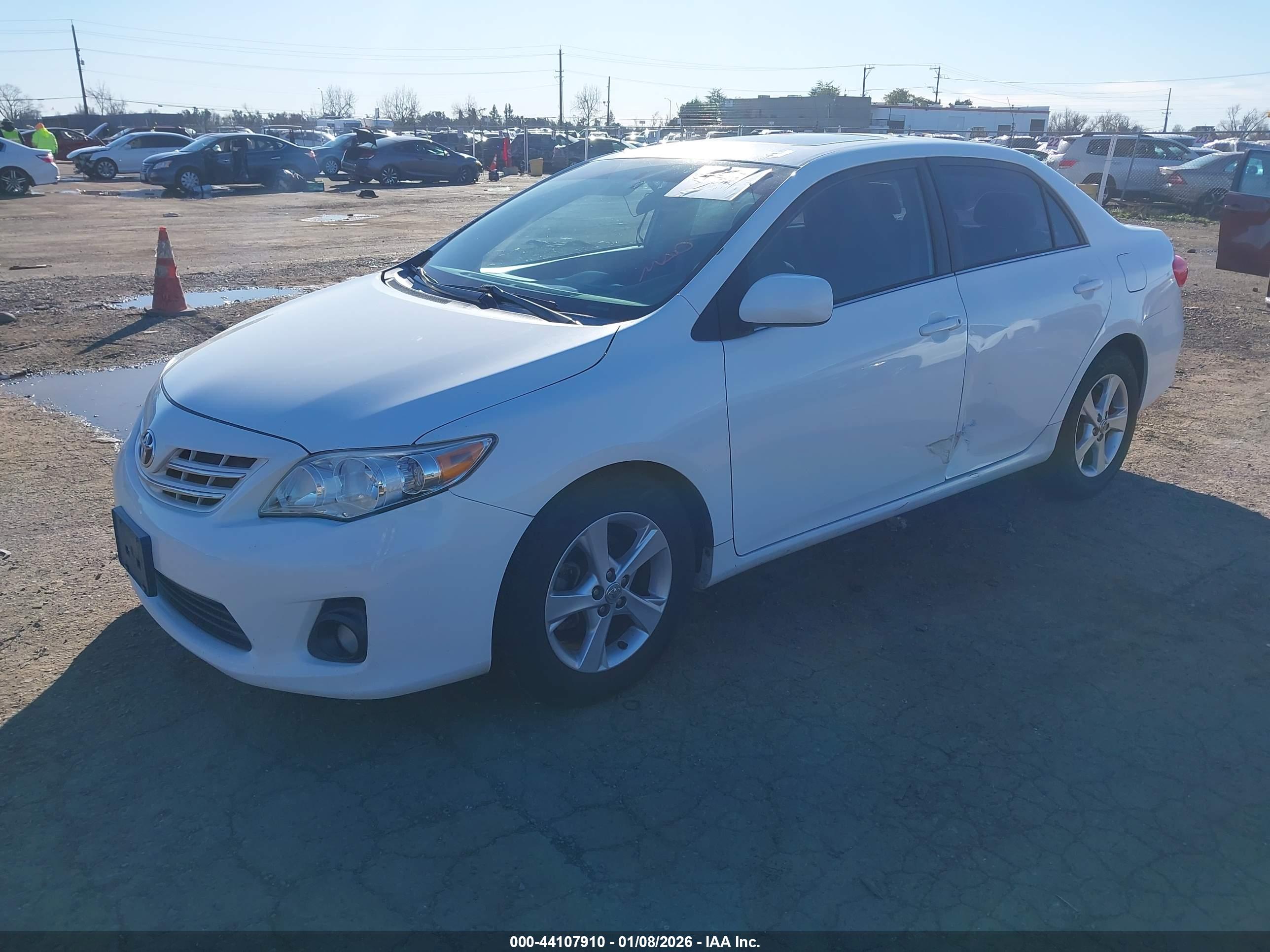TOYOTA COROLLA image 2